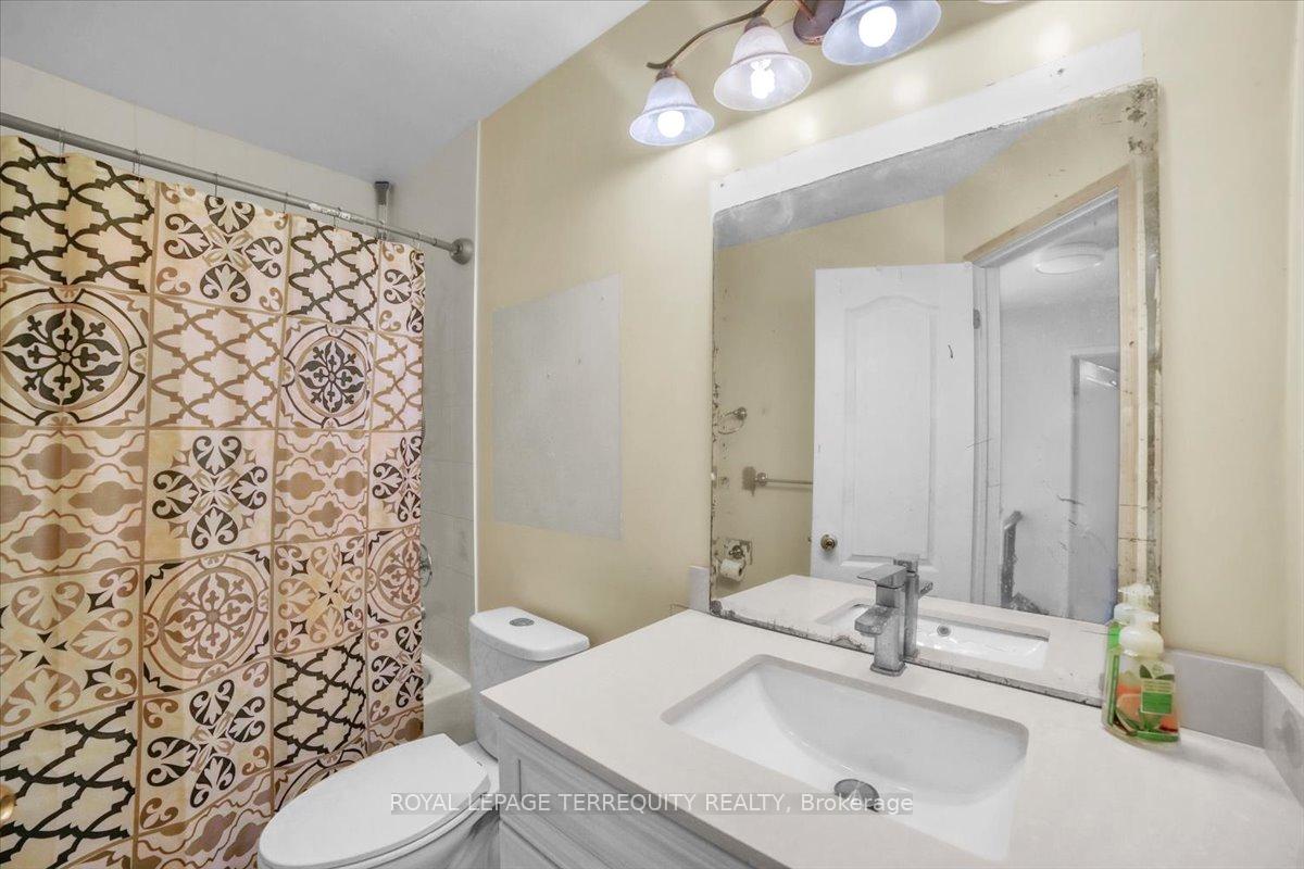 Photo 36 of 117 Wilkins Crescent, Clarington, Courtice — HOMEH