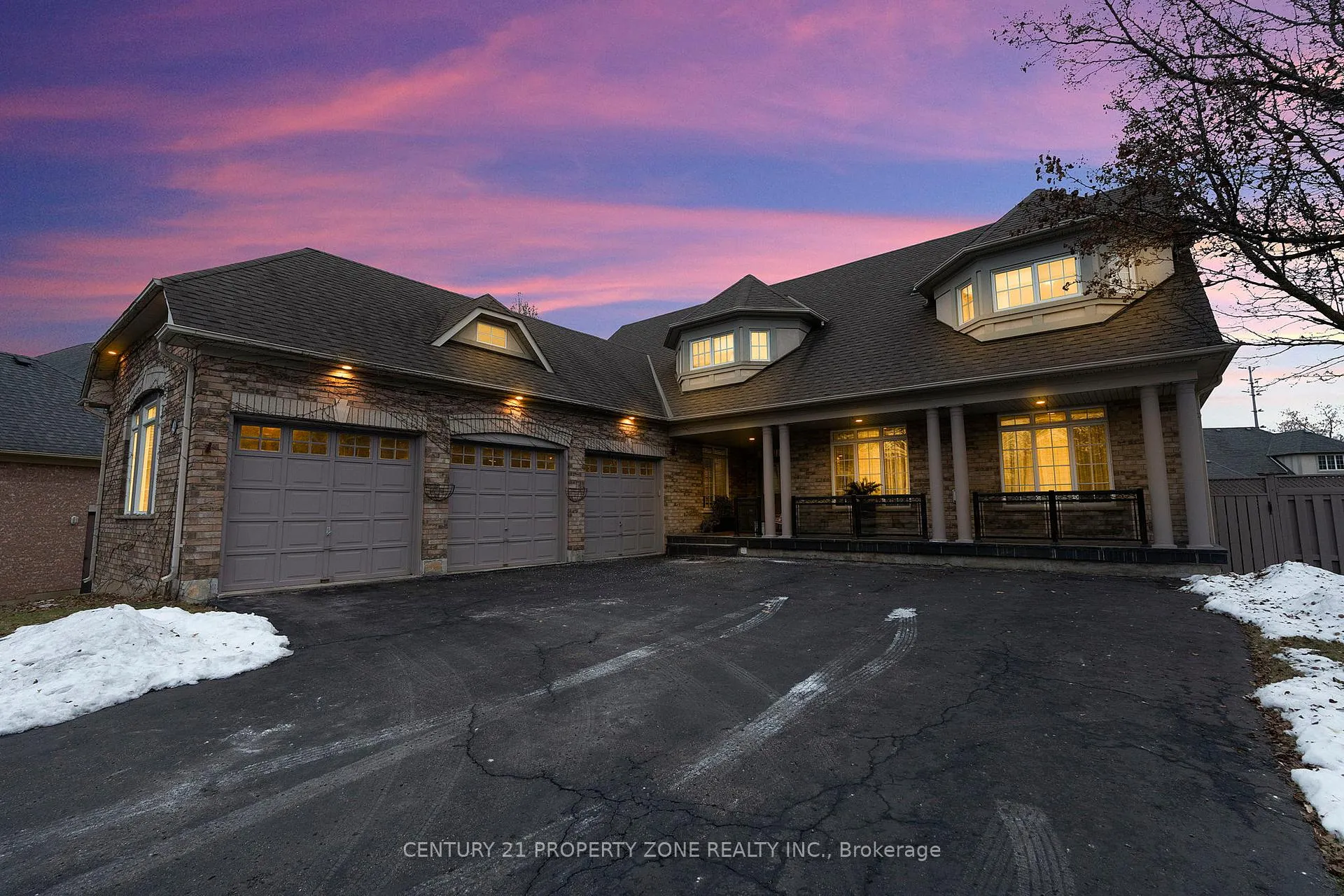 Photo 1 of 4 Champion Court, Brampton, Credit Valley — HOMEH