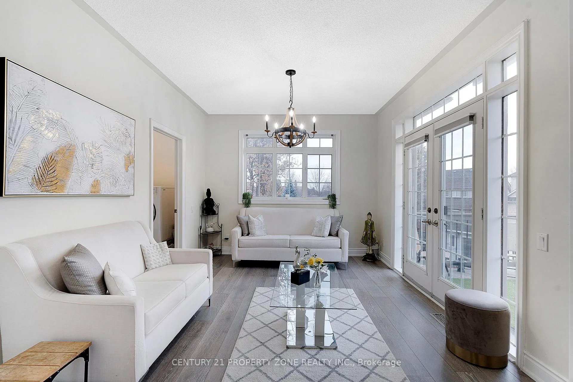 Photo 10 of 4 Champion Court, Brampton, Credit Valley — HOMEH