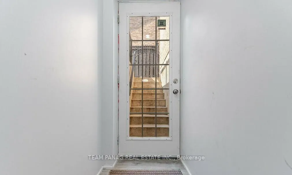 Photo 41 of 2 Belleville Drive, Brampton, Vales of Castlemore North — HOMEH