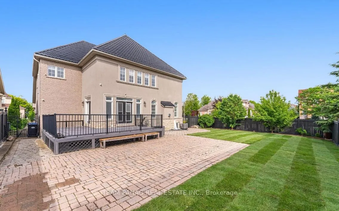 Photo 43 of 2 Belleville Drive, Brampton, Vales of Castlemore North — HOMEH