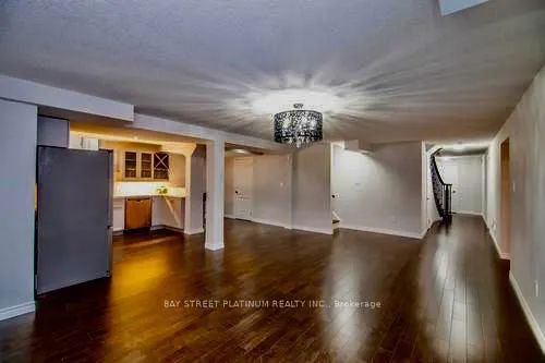 Photo 3 of 34 Royal West Drive, Brampton, Credit Valley — HOMEH