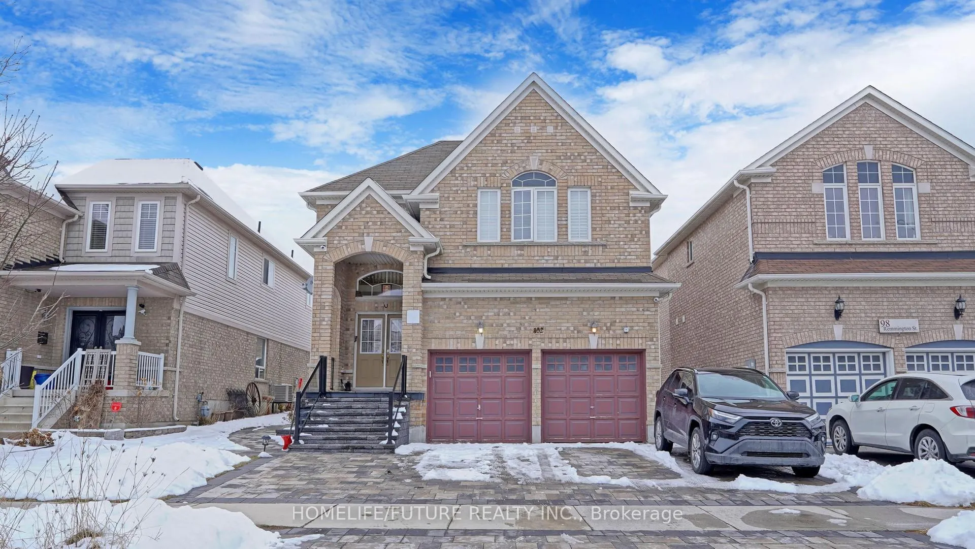 Photo 2 of 102 Remmington Street, Clarington, Bowmanville — HOMEH