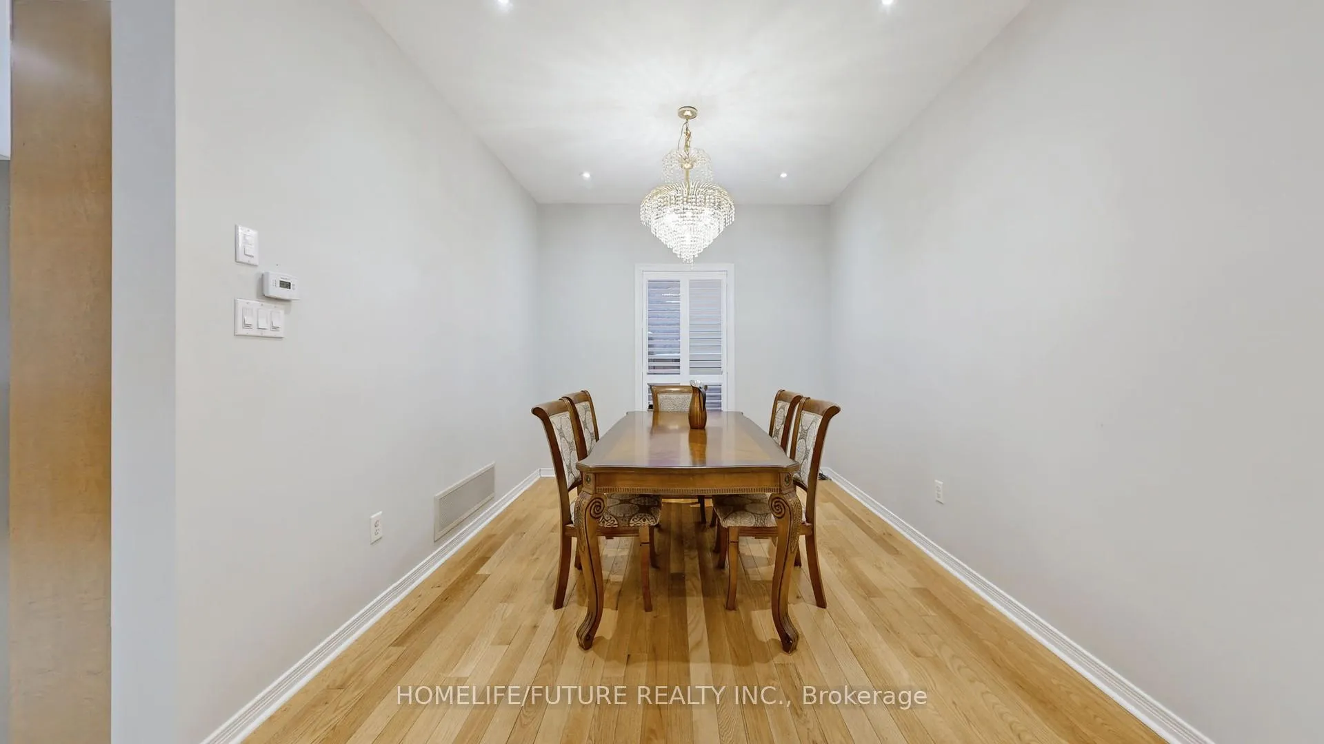 Photo 7 of 102 Remmington Street, Clarington, Bowmanville — HOMEH