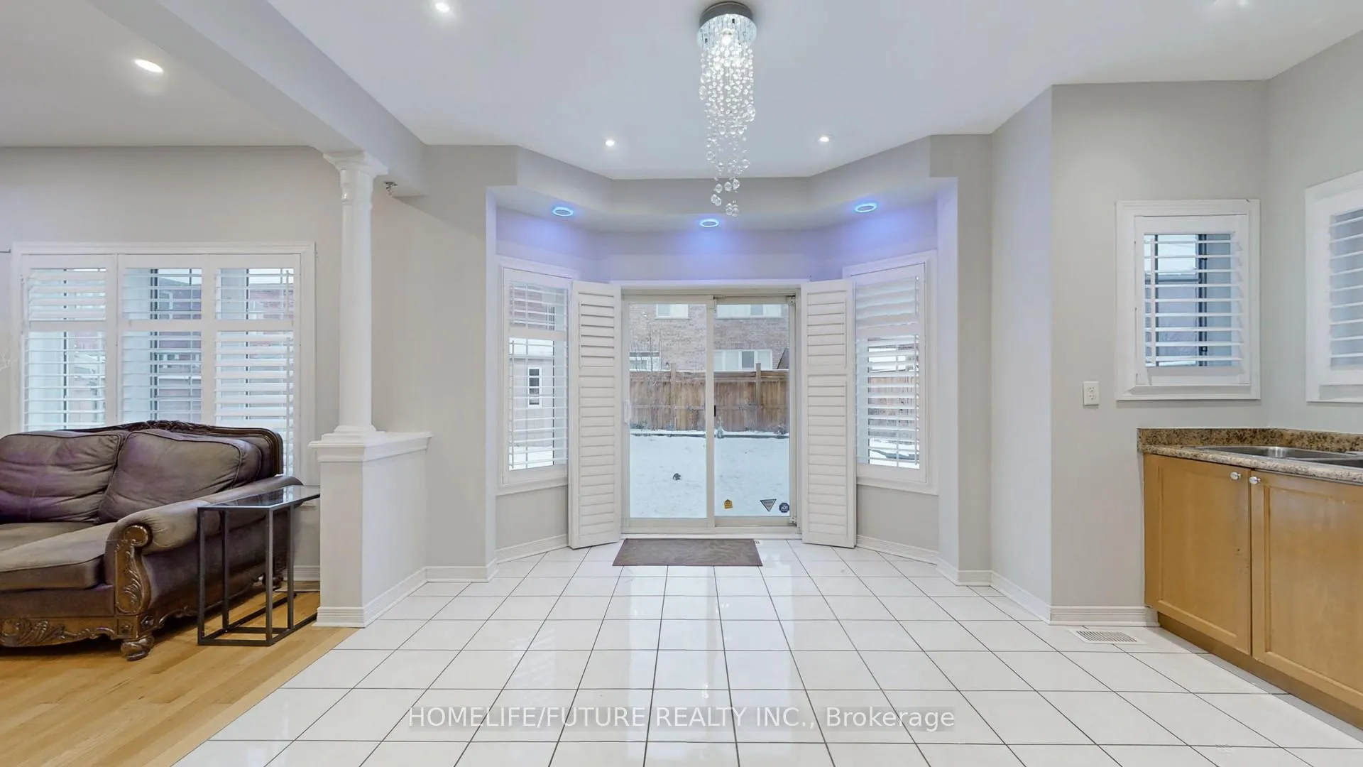Photo 17 of 102 Remmington Street, Clarington, Bowmanville — HOMEH