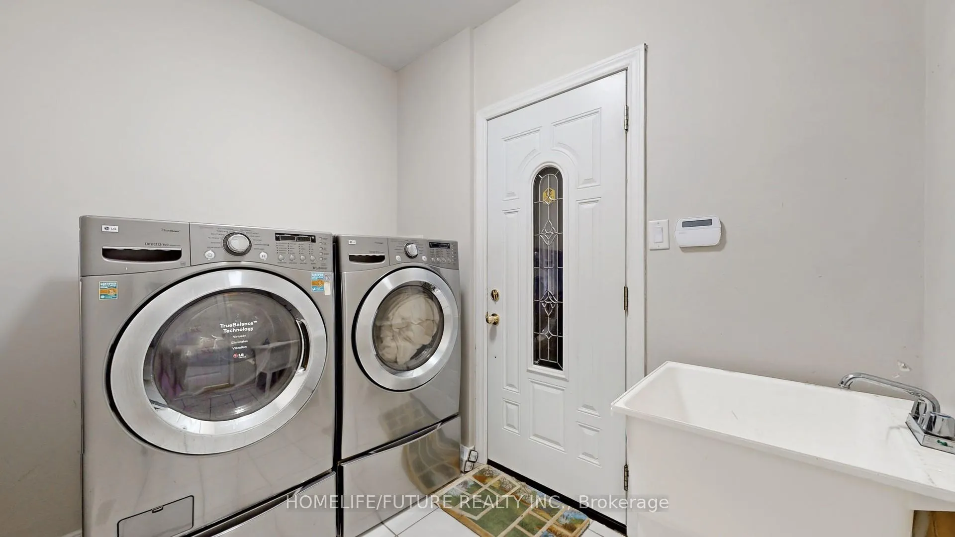 Photo 20 of 102 Remmington Street, Clarington, Bowmanville — HOMEH