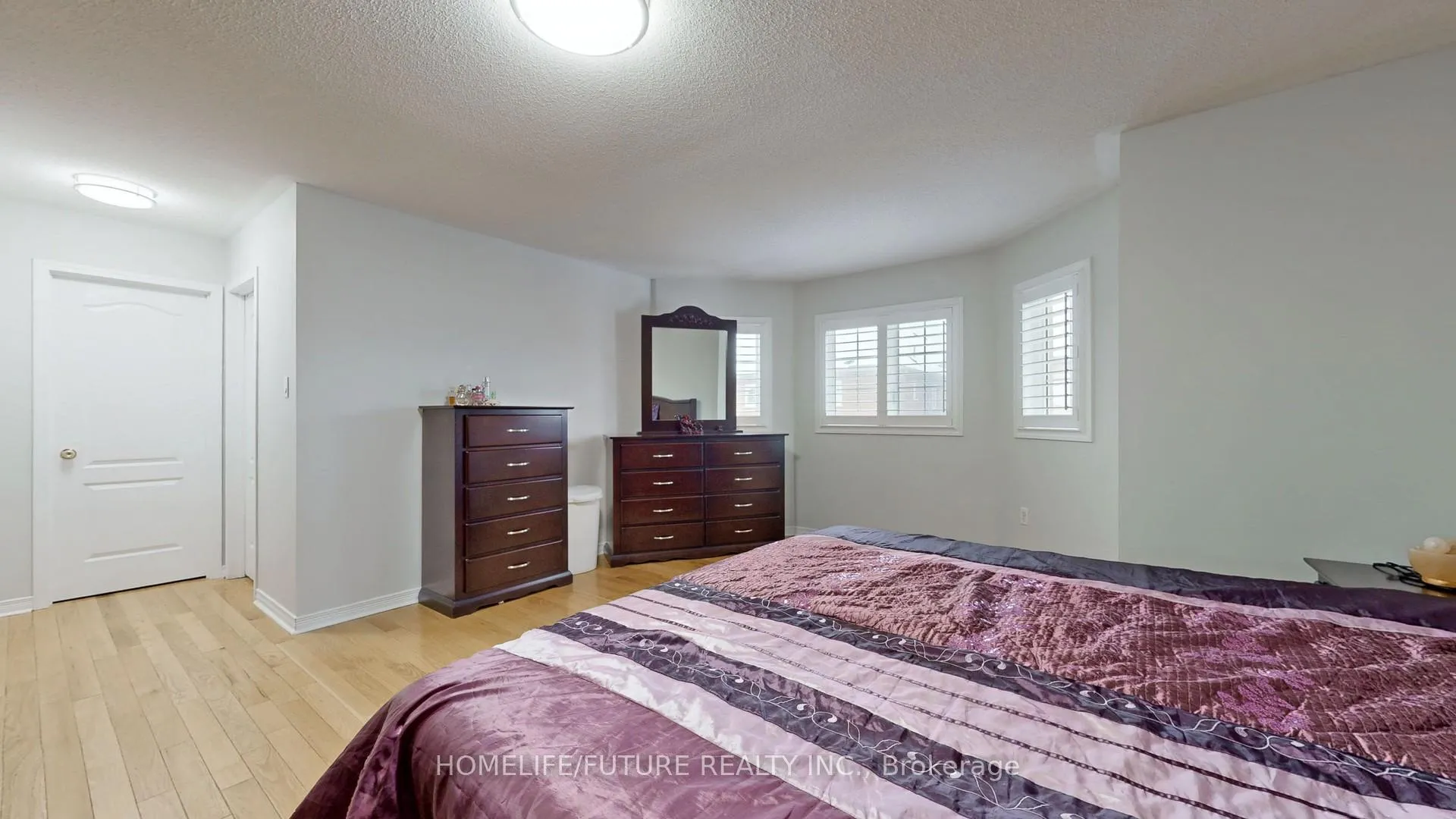 Photo 29 of 102 Remmington Street, Clarington, Bowmanville — HOMEH