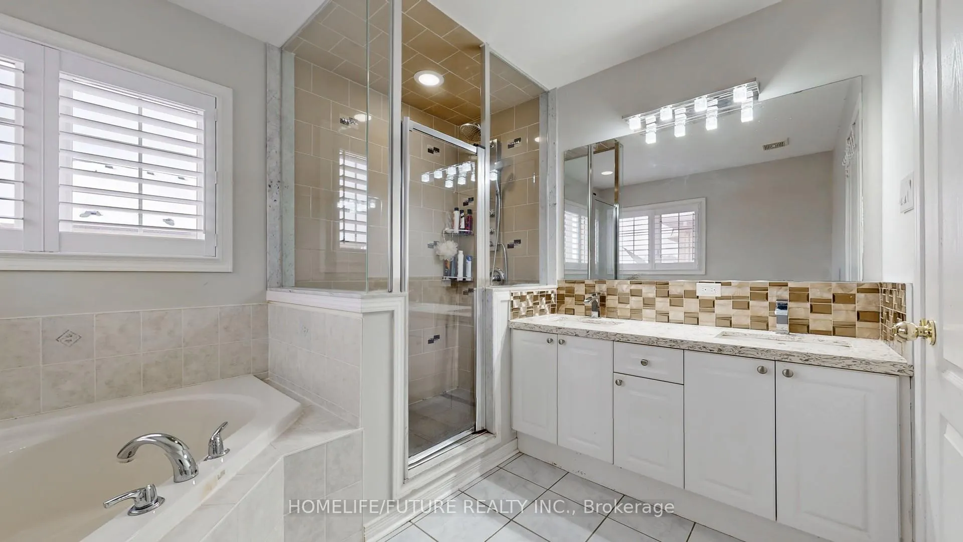 Photo 30 of 102 Remmington Street, Clarington, Bowmanville — HOMEH