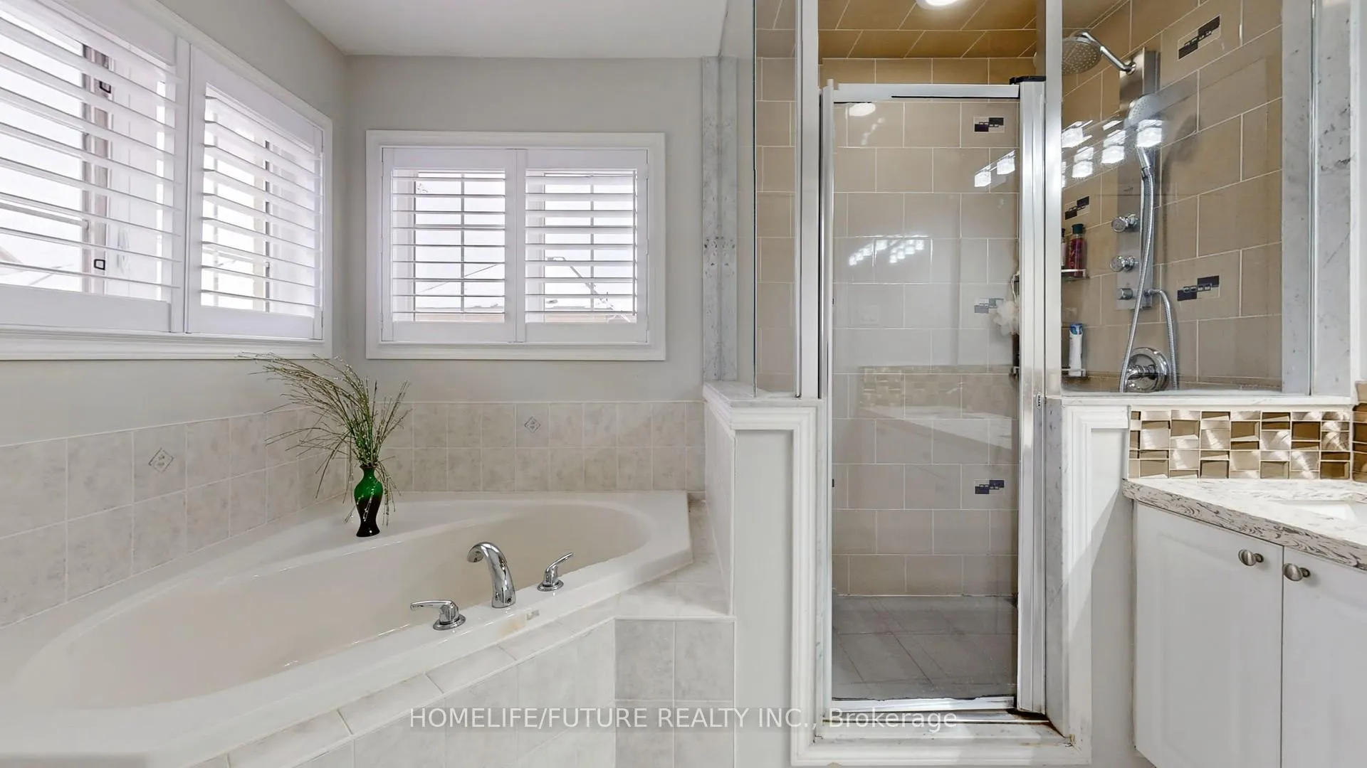 Photo 31 of 102 Remmington Street, Clarington, Bowmanville — HOMEH