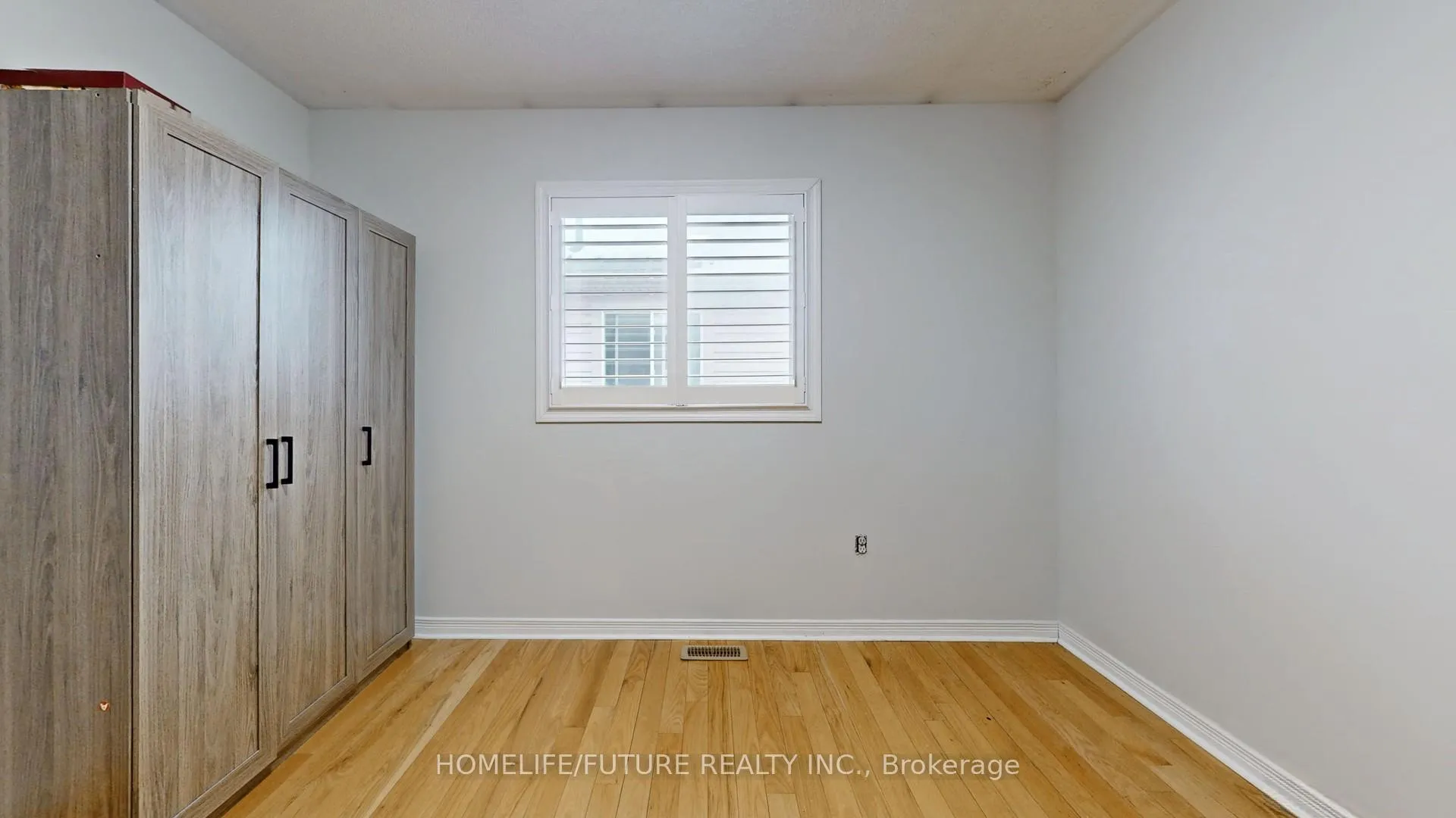 Photo 33 of 102 Remmington Street, Clarington, Bowmanville — HOMEH