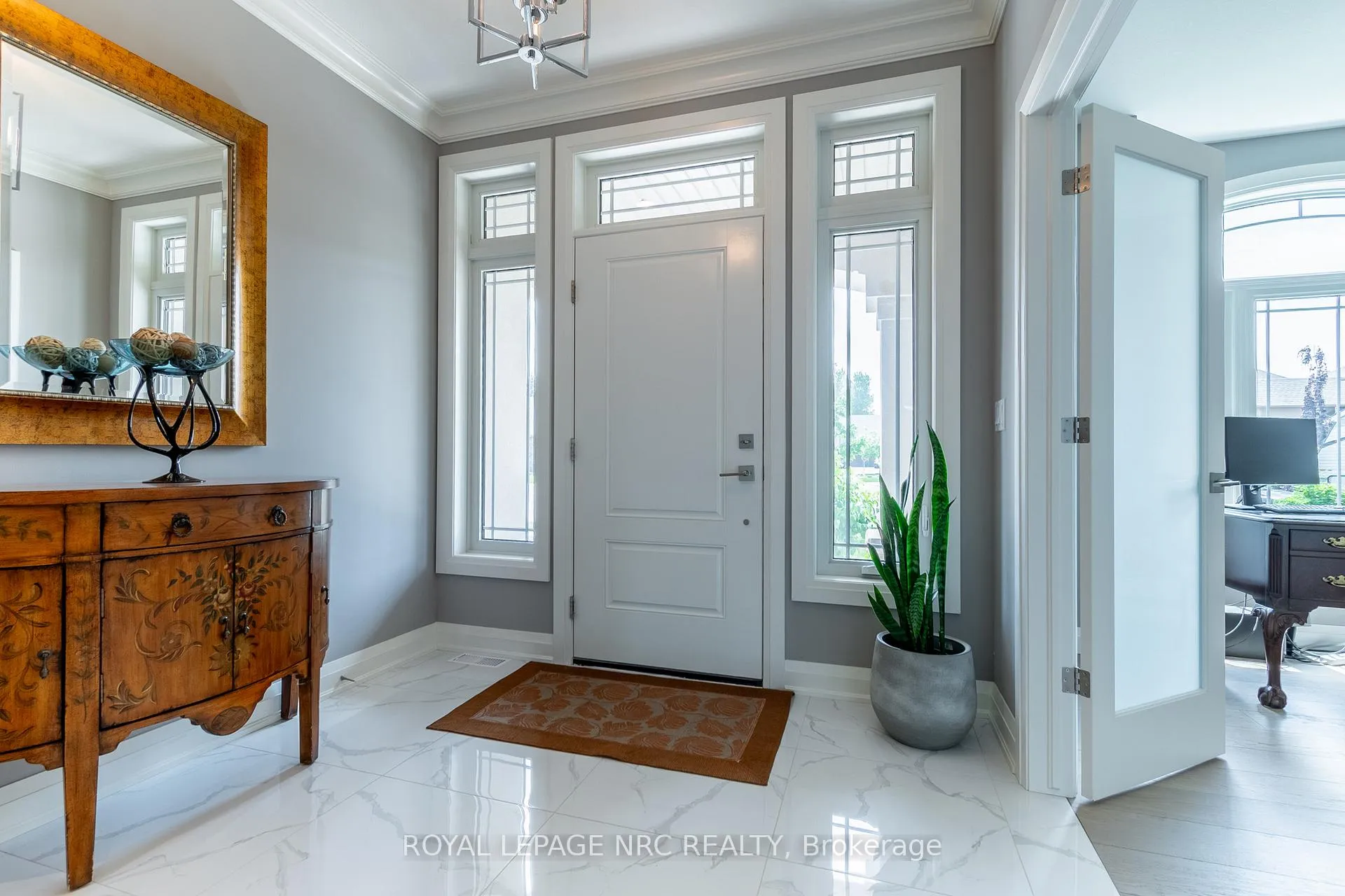 Photo 4 of 11 Emily Lane, Pelham, Fonthill — HOMEH