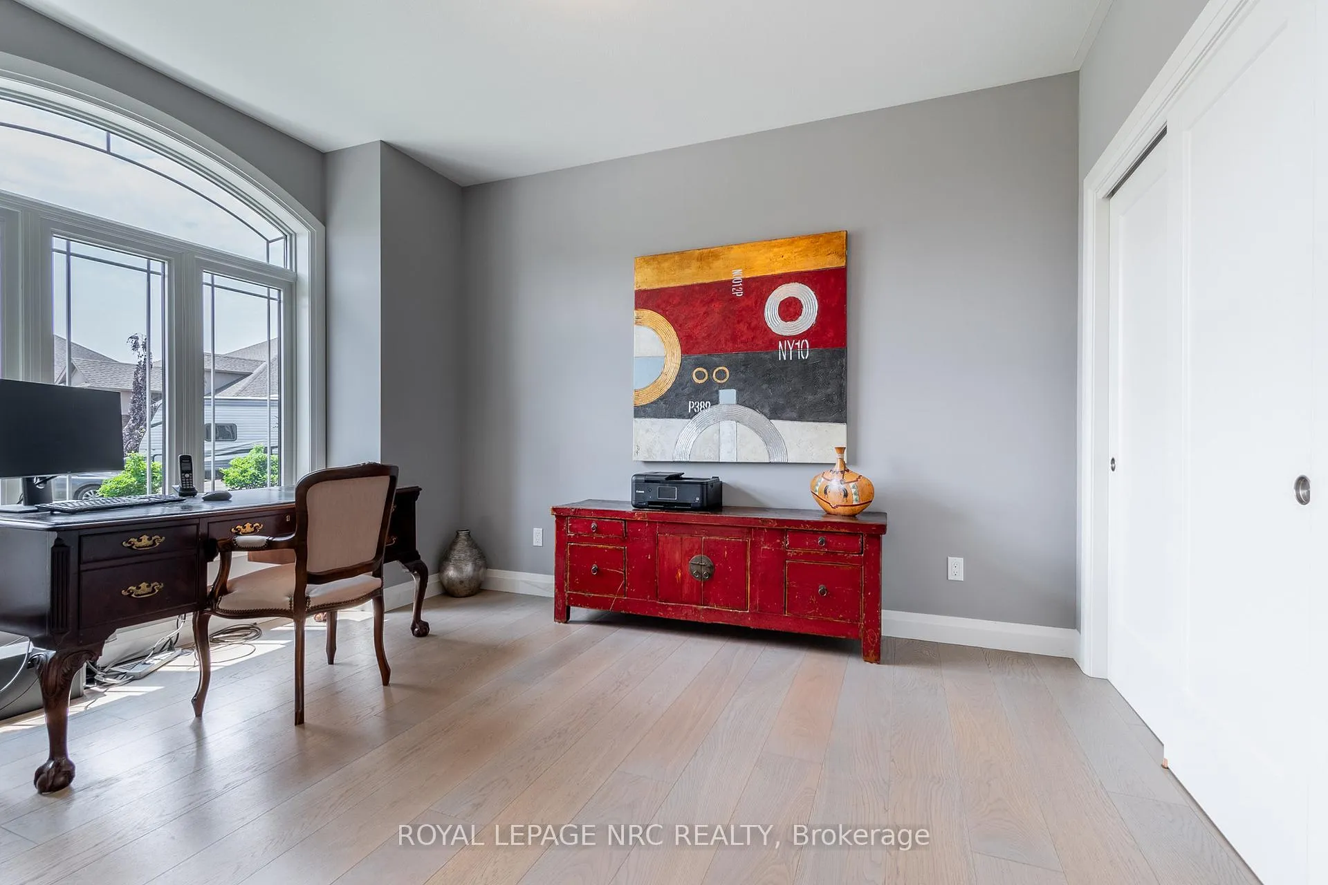 Photo 8 of 11 Emily Lane, Pelham, Fonthill — HOMEH
