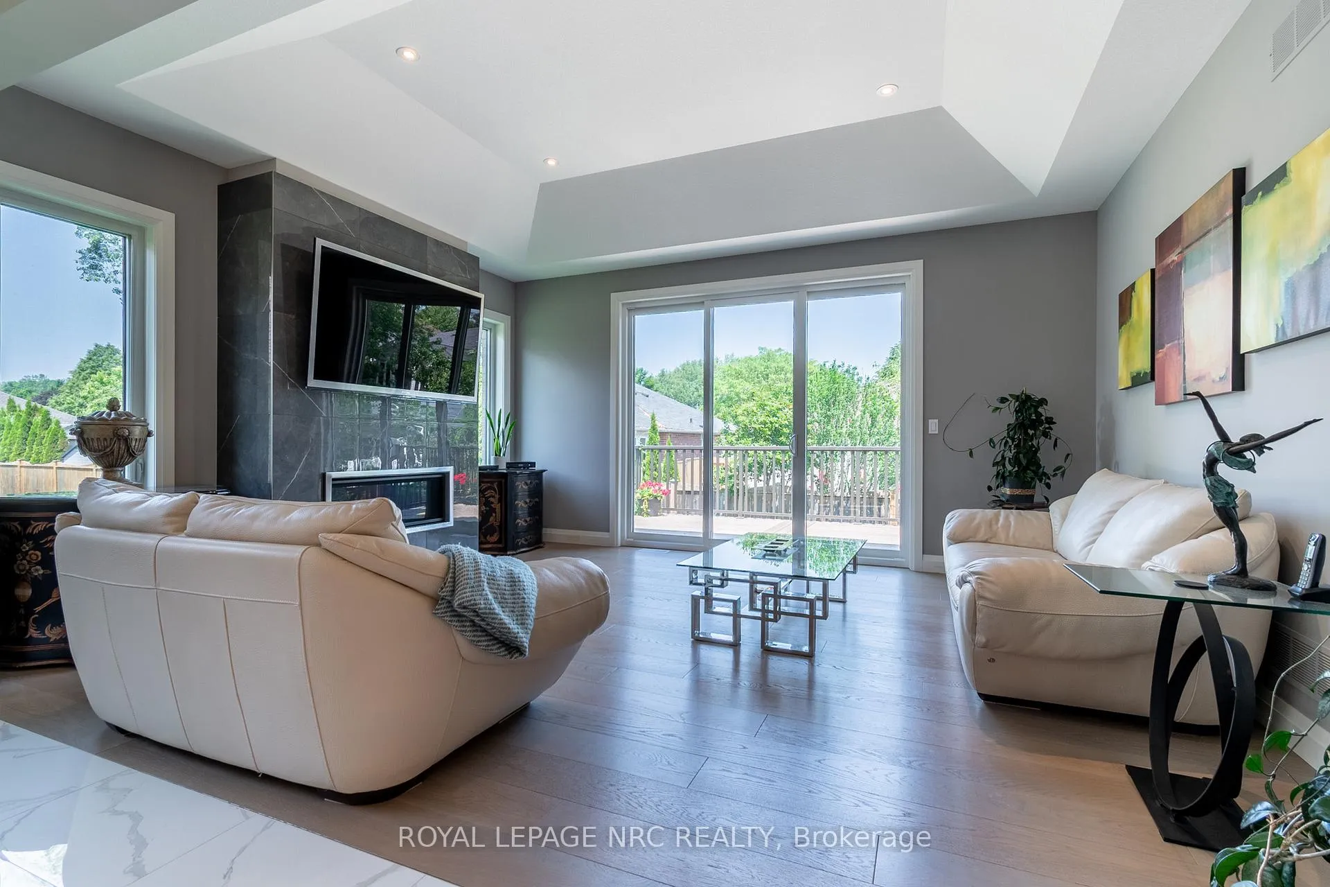 Photo 15 of 11 Emily Lane, Pelham, Fonthill — HOMEH