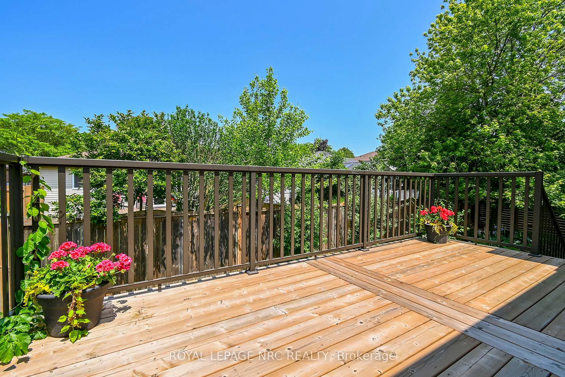 Photo 31 of 11 Emily Lane, Pelham, Fonthill — HOMEH