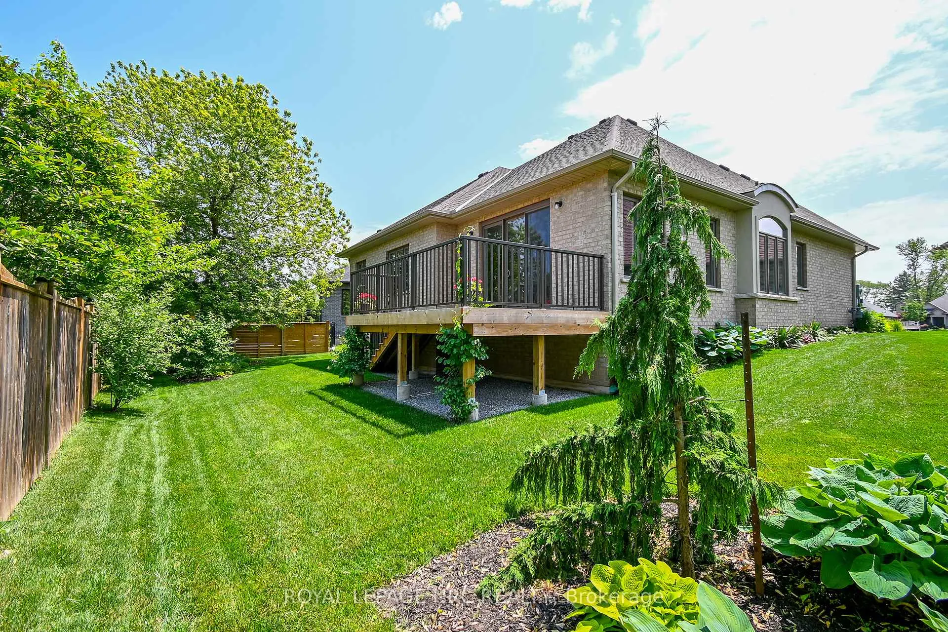 Photo 35 of 11 Emily Lane, Pelham, Fonthill — HOMEH
