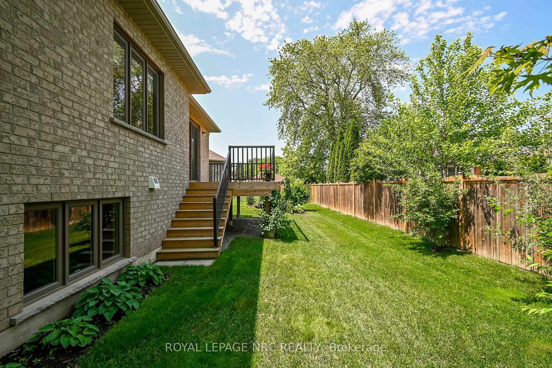 Photo 38 of 11 Emily Lane, Pelham, Fonthill — HOMEH