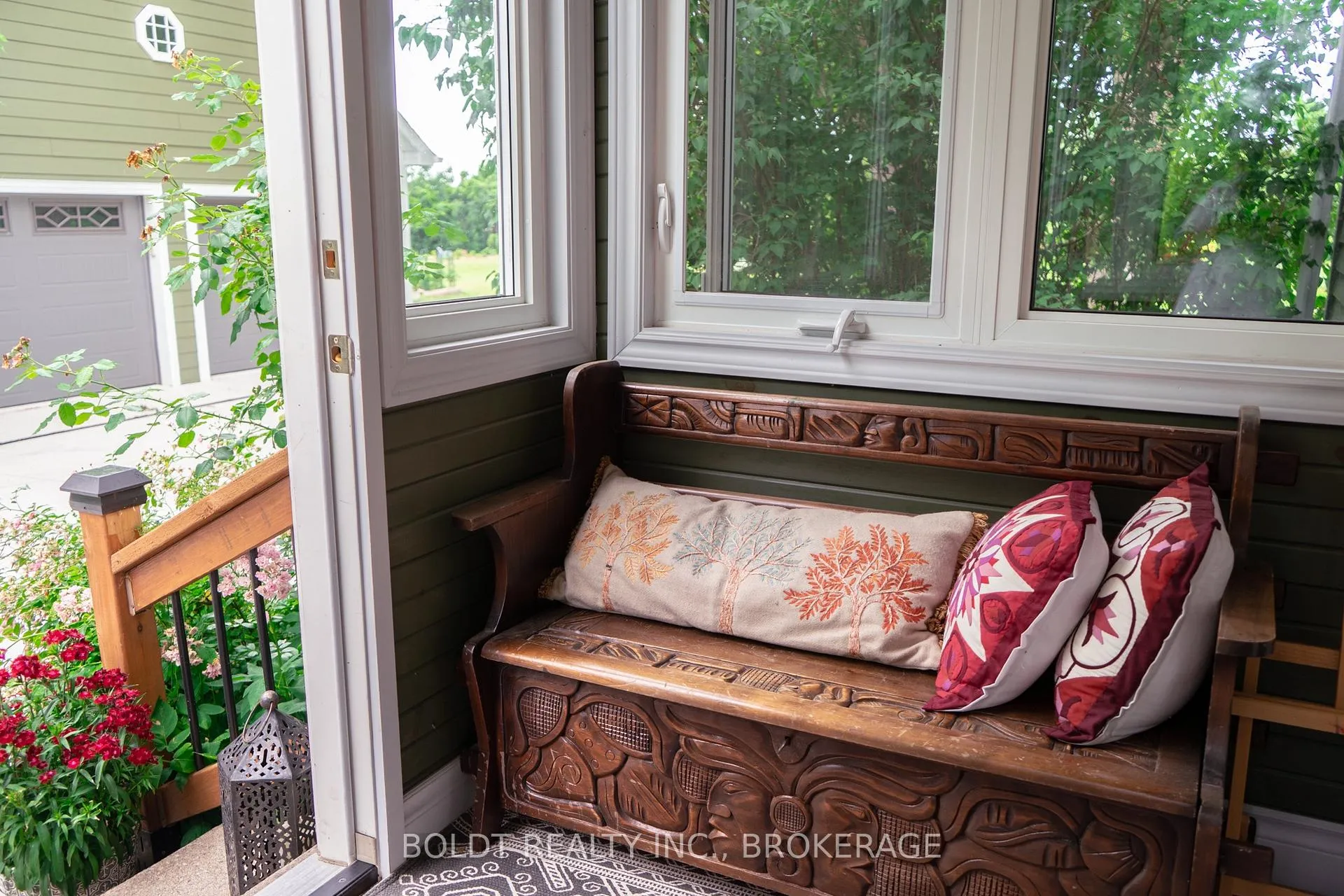 Photo 17 of 2440 Decew Road, Thorold, Cataract Road — HOMEH