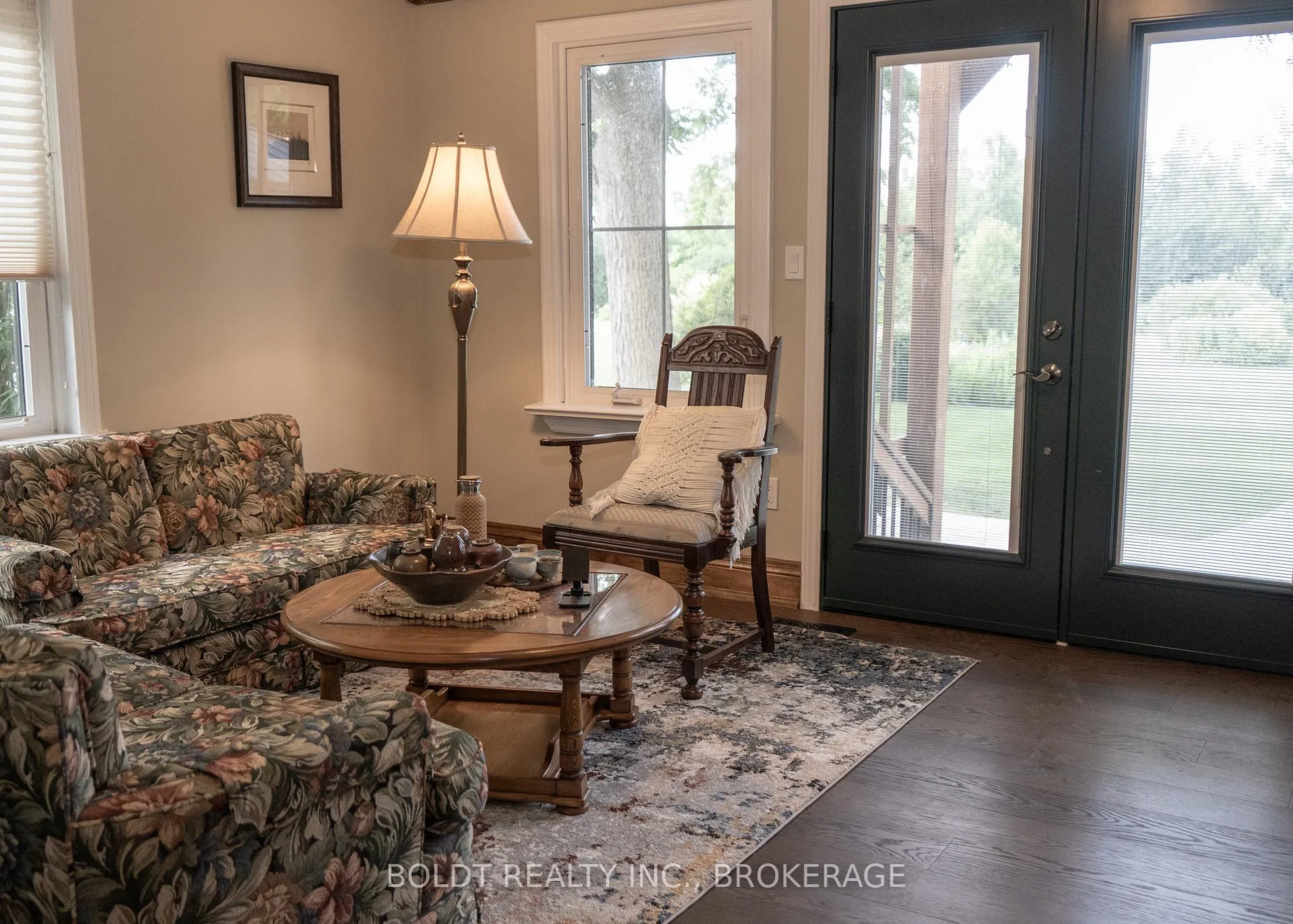 Photo 23 of 2440 Decew Road, Thorold, Cataract Road — HOMEH