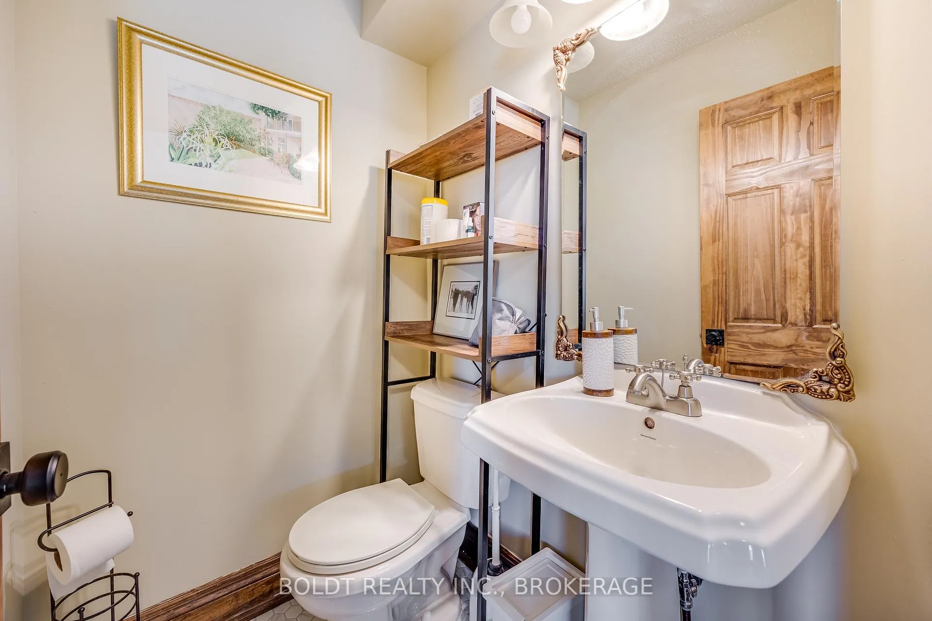 Photo 25 of 2440 Decew Road, Thorold, Cataract Road — HOMEH