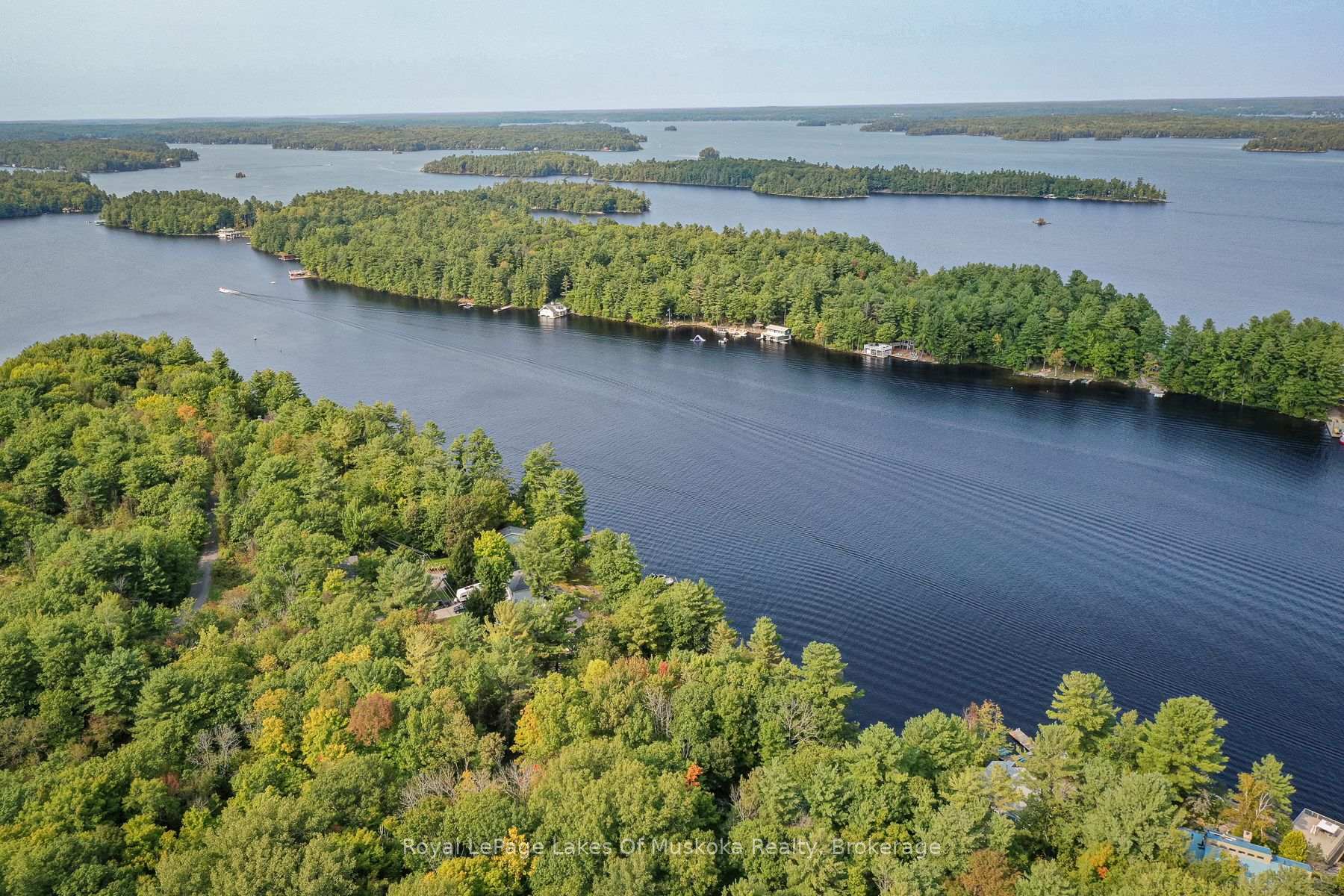 Photo 11 of 1029 Lakeshore Drive, Gravenhurst, Muskoka (S) — HOMEH