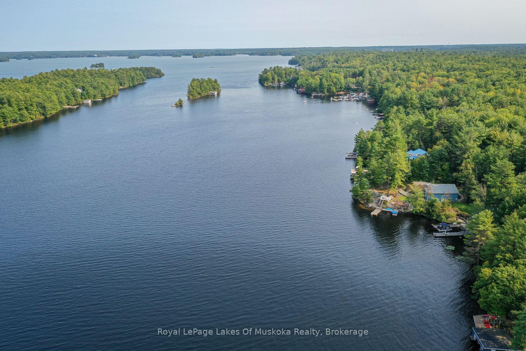 Photo 13 of 1029 Lakeshore Drive, Gravenhurst, Muskoka (S) — HOMEH