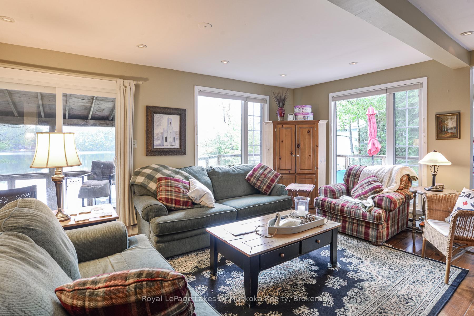 Photo 28 of 1029 Lakeshore Drive, Gravenhurst, Muskoka (S) — HOMEH