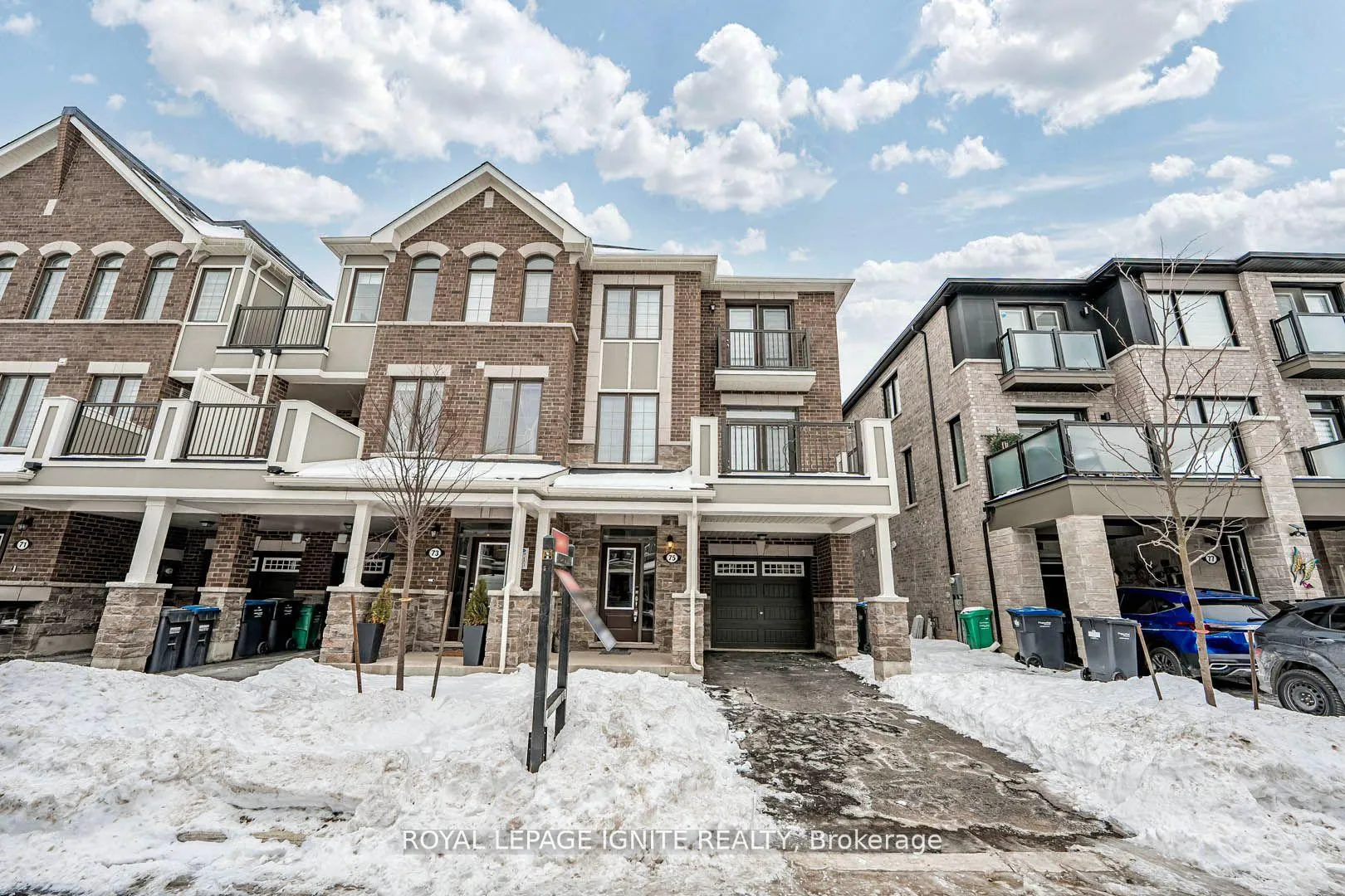 Photo 2 of 75 Melmar Street, Brampton, Northwest Brampton — HOMEH