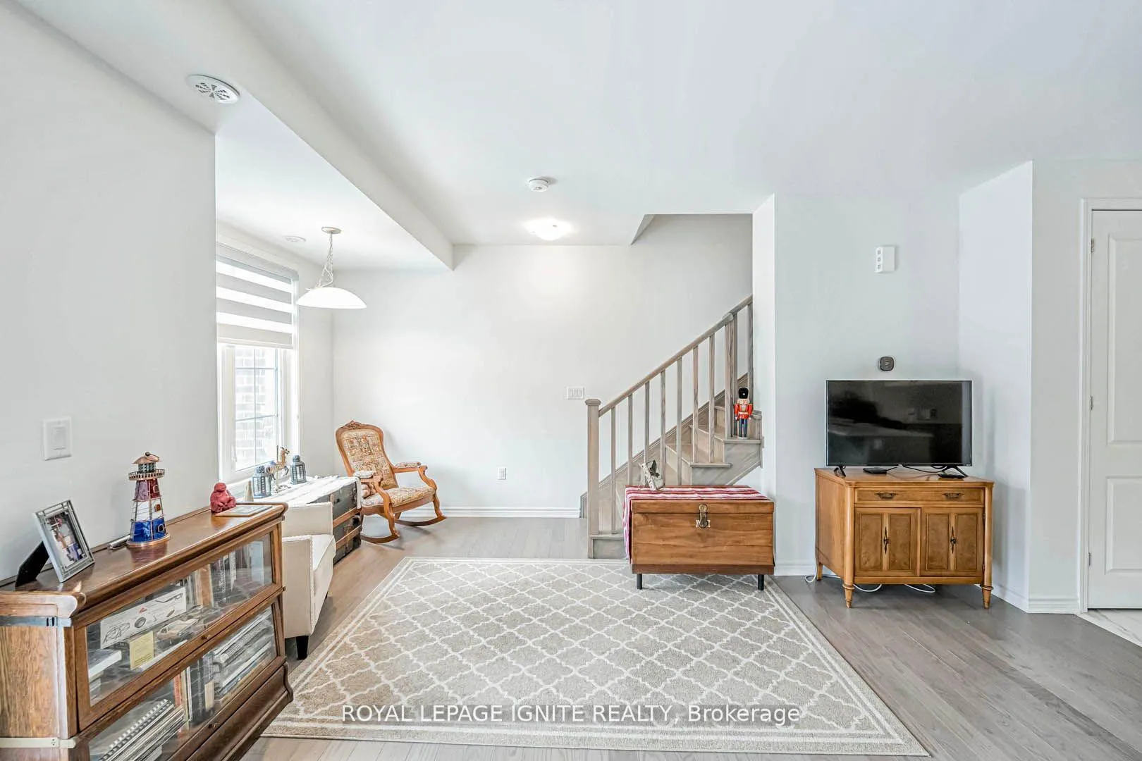 Photo 10 of 75 Melmar Street, Brampton, Northwest Brampton — HOMEH