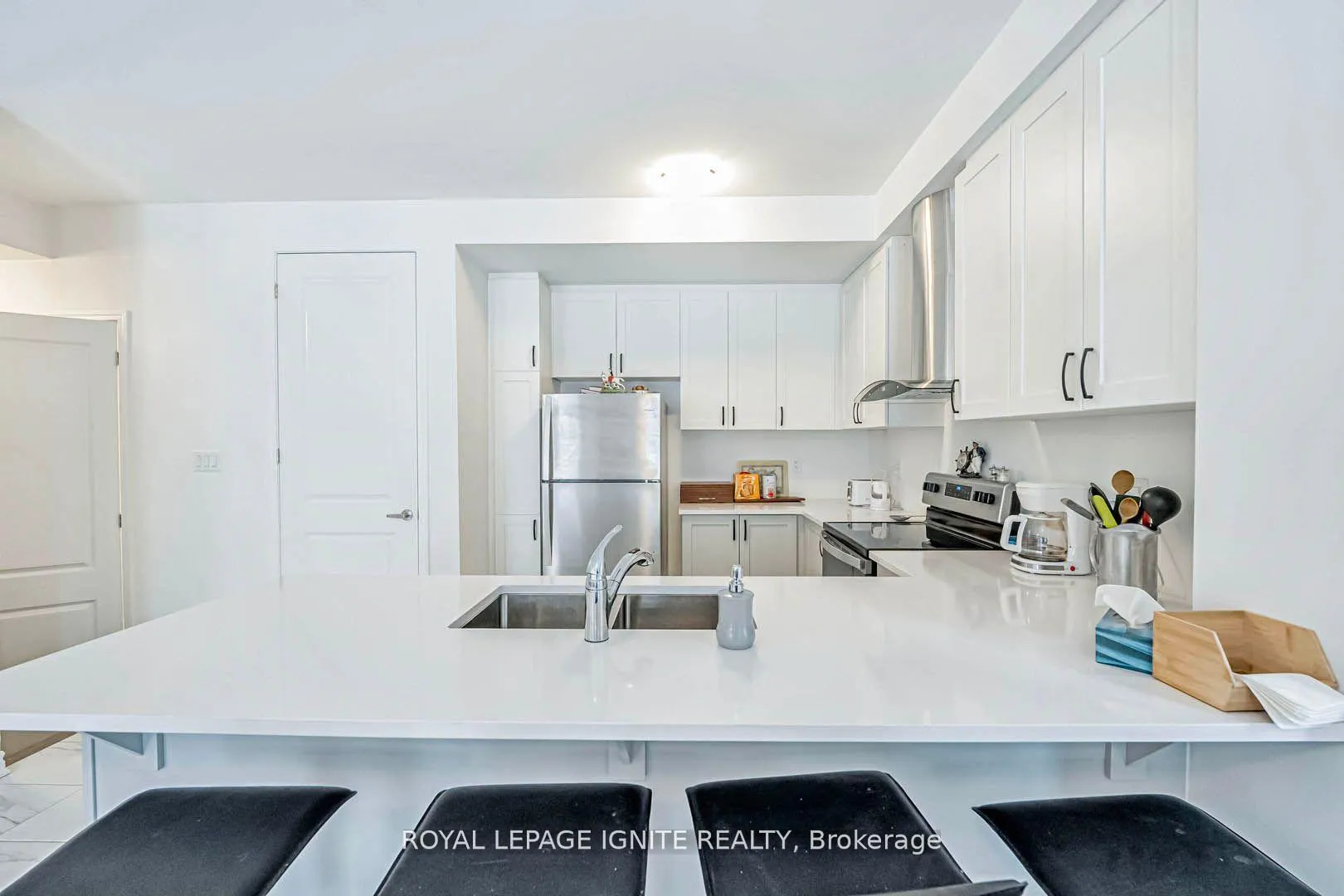 Photo 15 of 75 Melmar Street, Brampton, Northwest Brampton — HOMEH