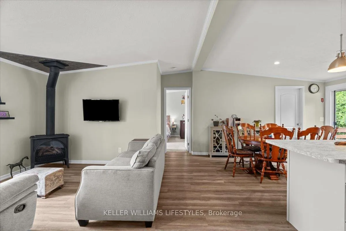 Photo 7 of 13 Kellestine Drive, Strathroy-Caradoc, SE — HOMEH