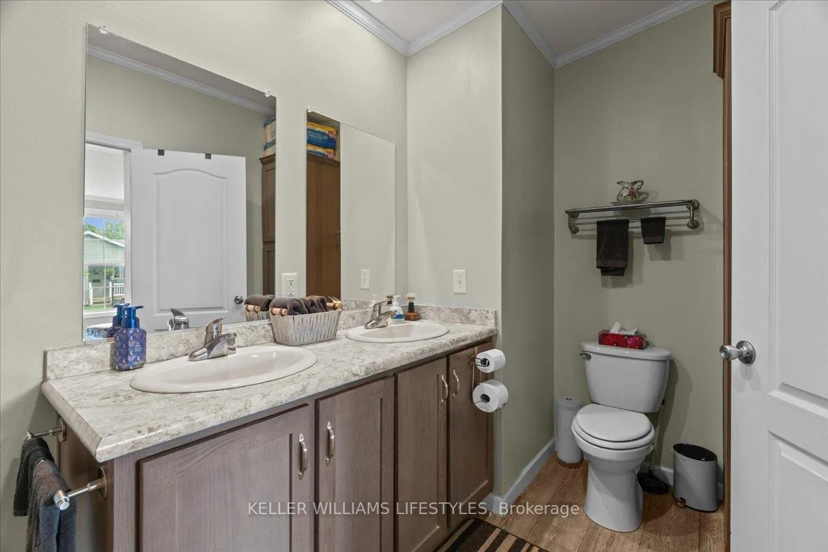 Photo 24 of 13 Kellestine Drive, Strathroy-Caradoc, SE — HOMEH