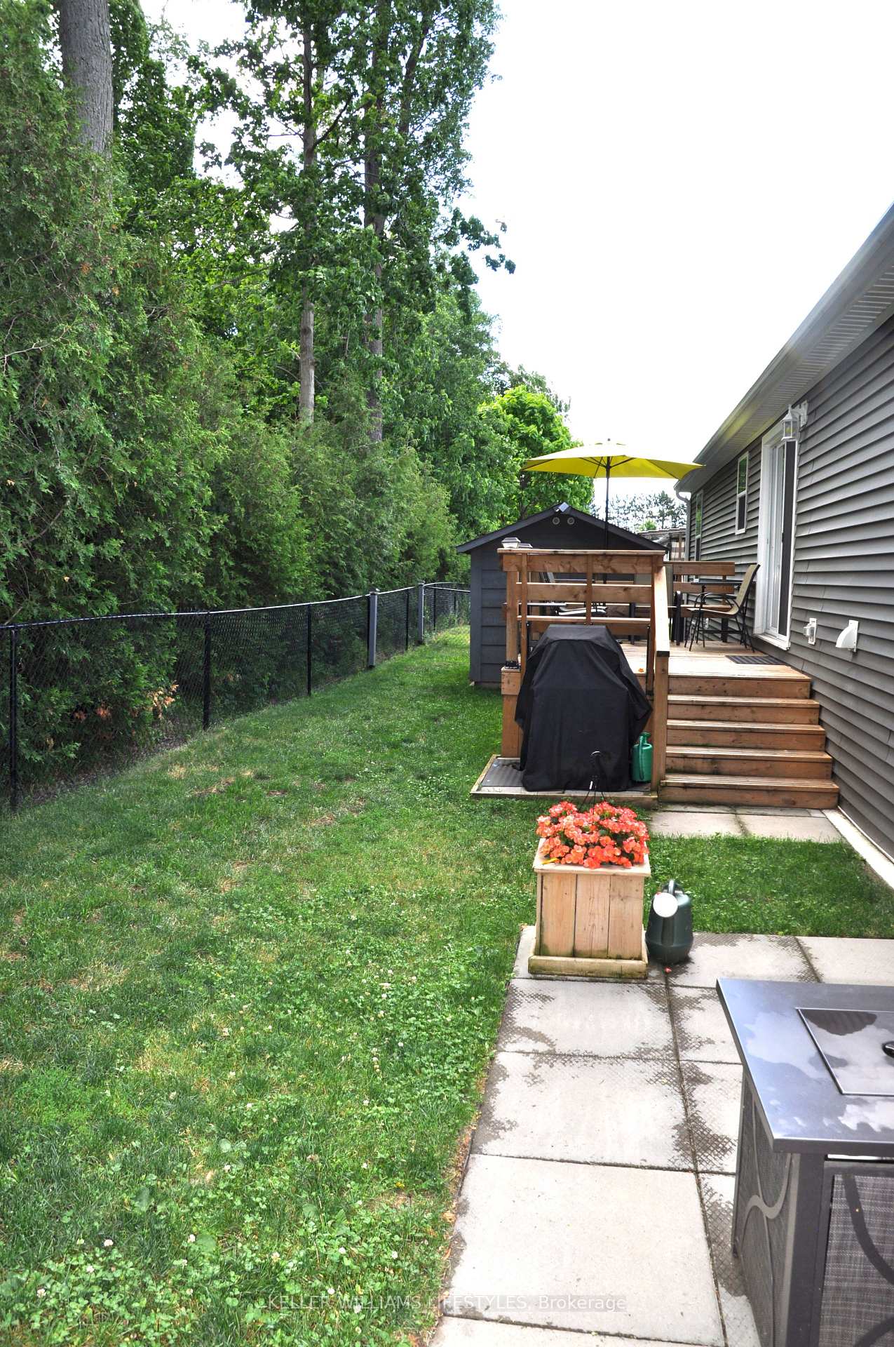 Photo 32 of 13 Kellestine Drive, Strathroy-Caradoc, SE — HOMEH