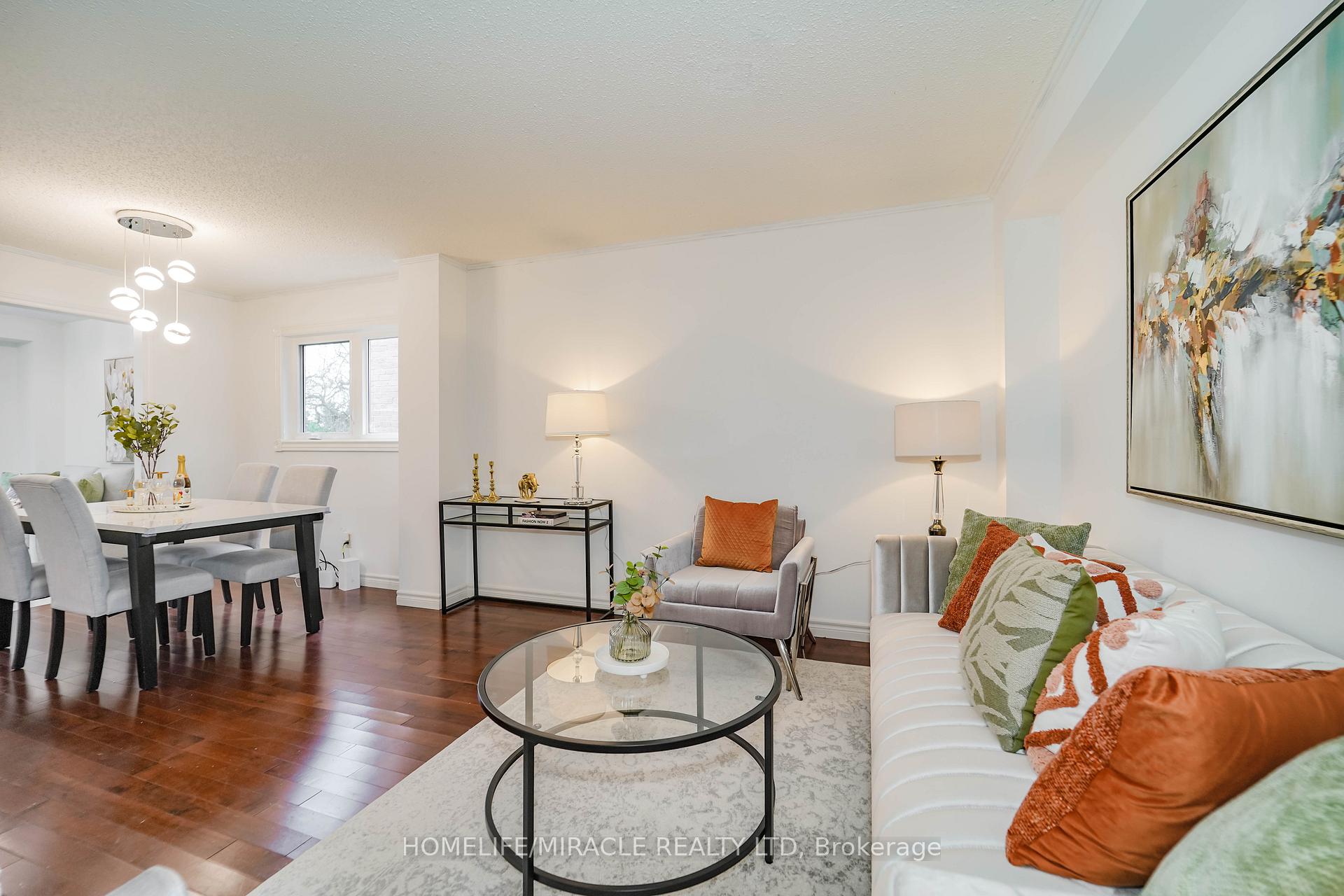 Photo 9 of 20 Woodward Crescent, Ajax, Central — HOMEH