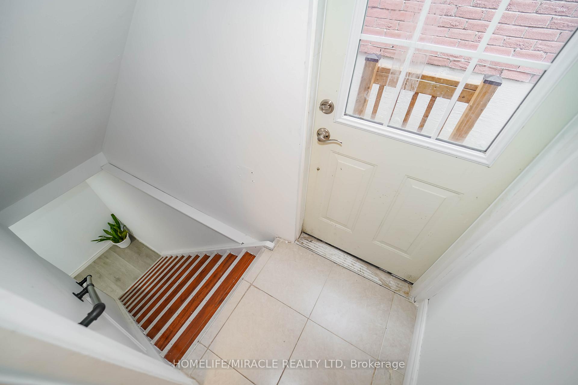 Photo 29 of 20 Woodward Crescent, Ajax, Central — HOMEH