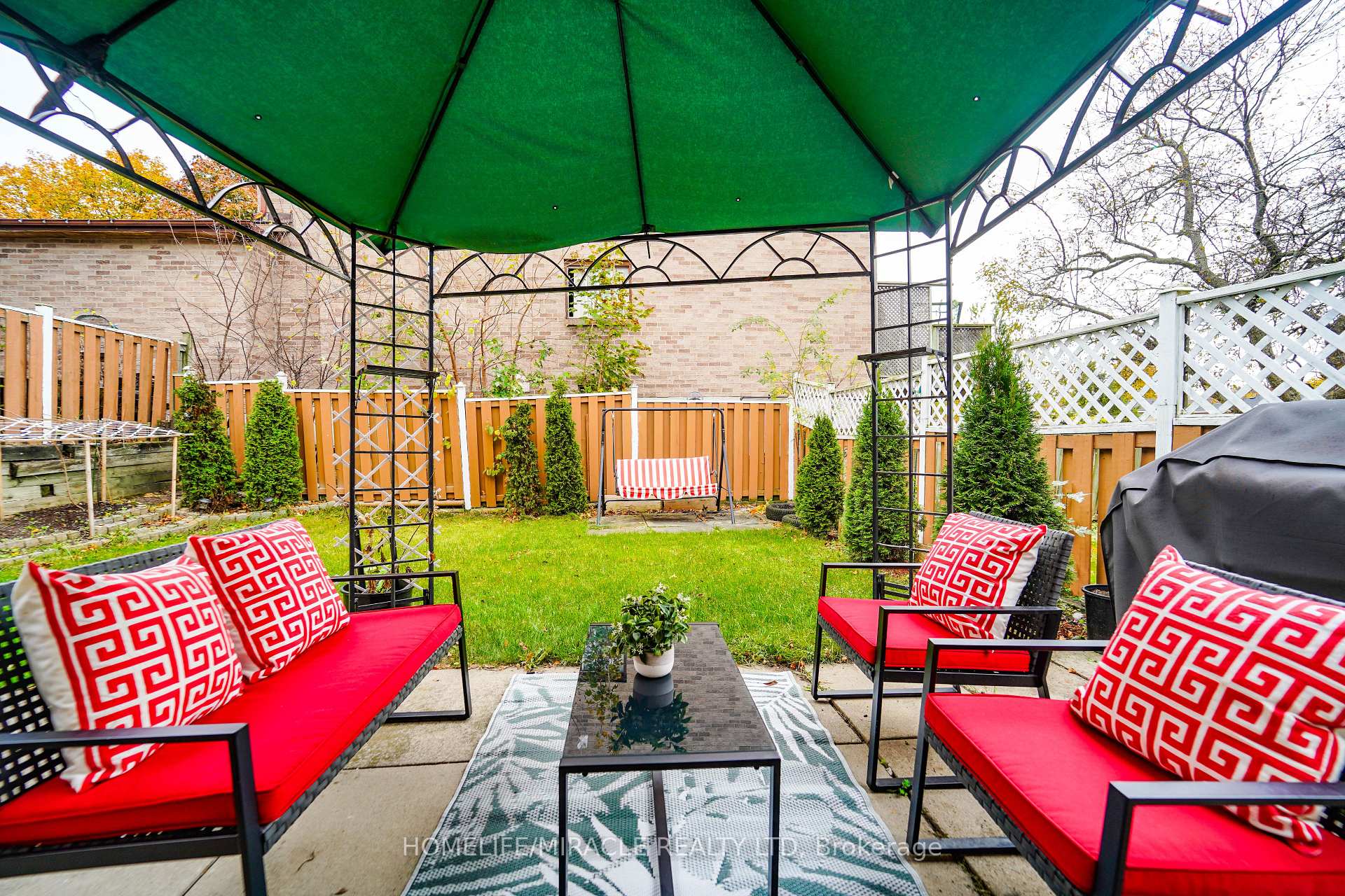 Photo 37 of 20 Woodward Crescent, Ajax, Central — HOMEH