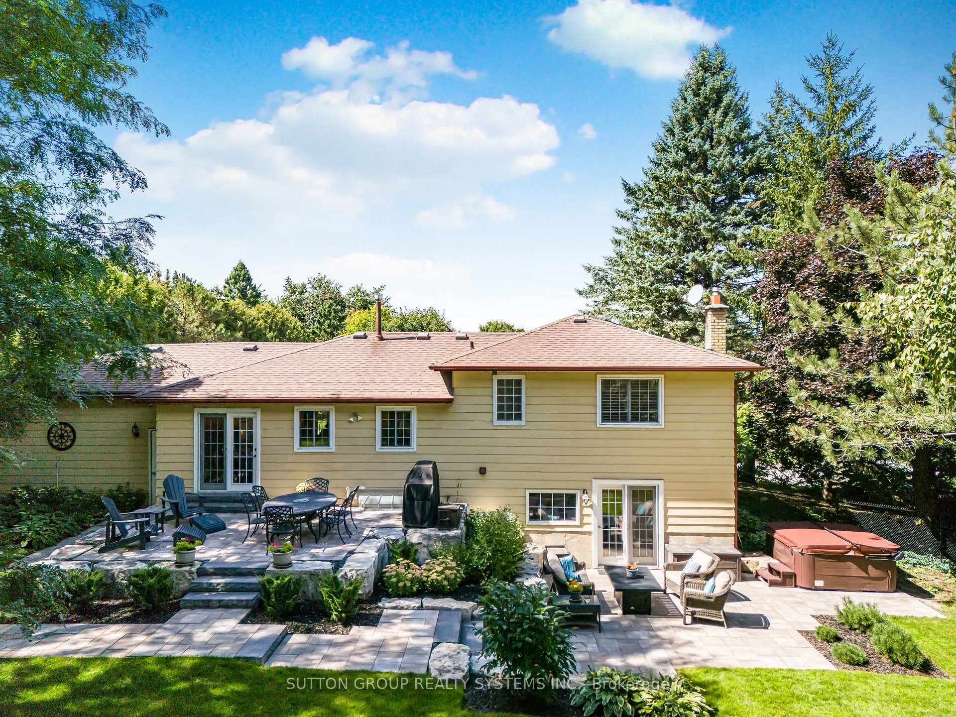 Photo 23 of 17 William Rex Crescent, Erin — HOMEH