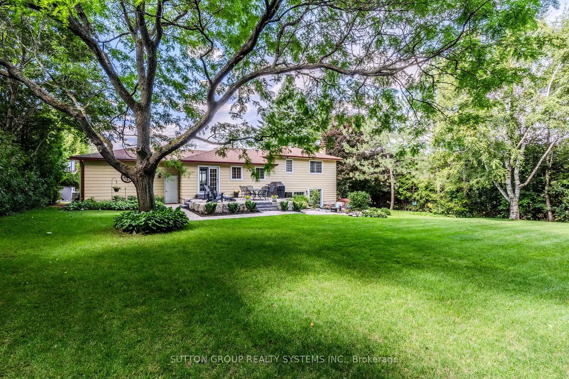 Photo 27 of 17 William Rex Crescent, Erin — HOMEH