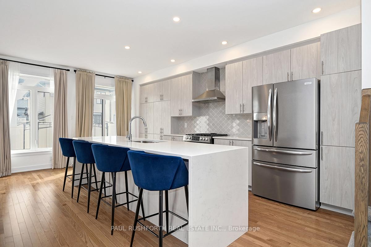 Photo 11 of 1017 Hydrangea Avenue, Ottawa, Riverside South/Gloucester Glen — HOMEH