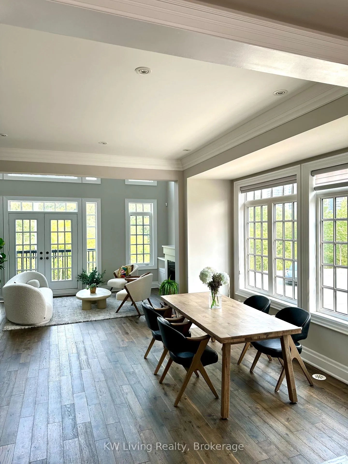 Photo 5 of 83 Rouge Valley Drive W, Markham, Unionville — HOMEH