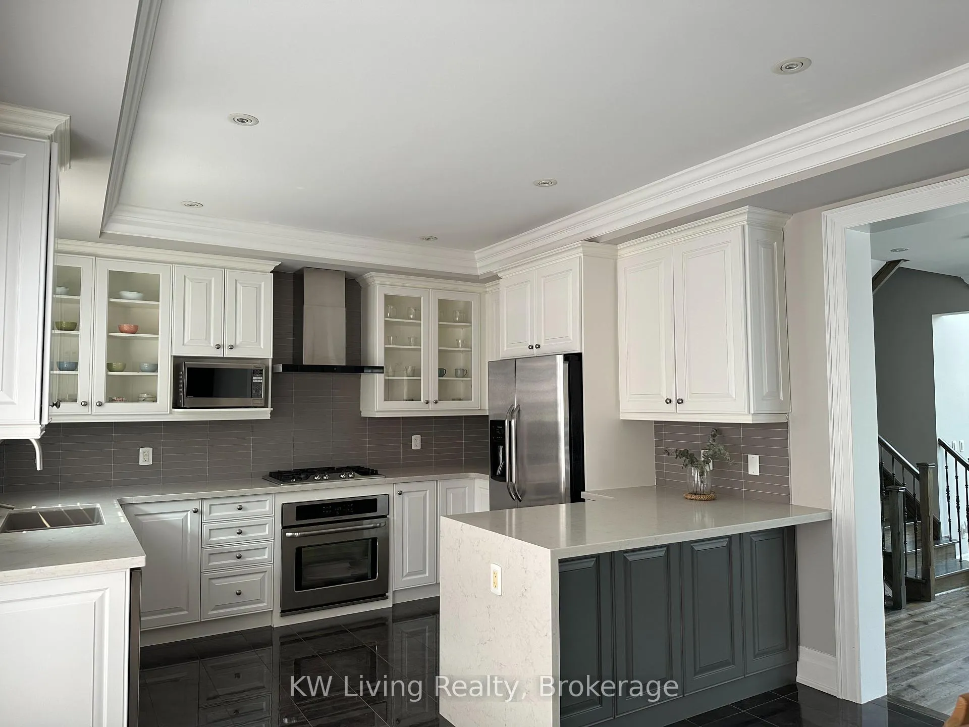 Photo 10 of 83 Rouge Valley Drive W, Markham, Unionville — HOMEH