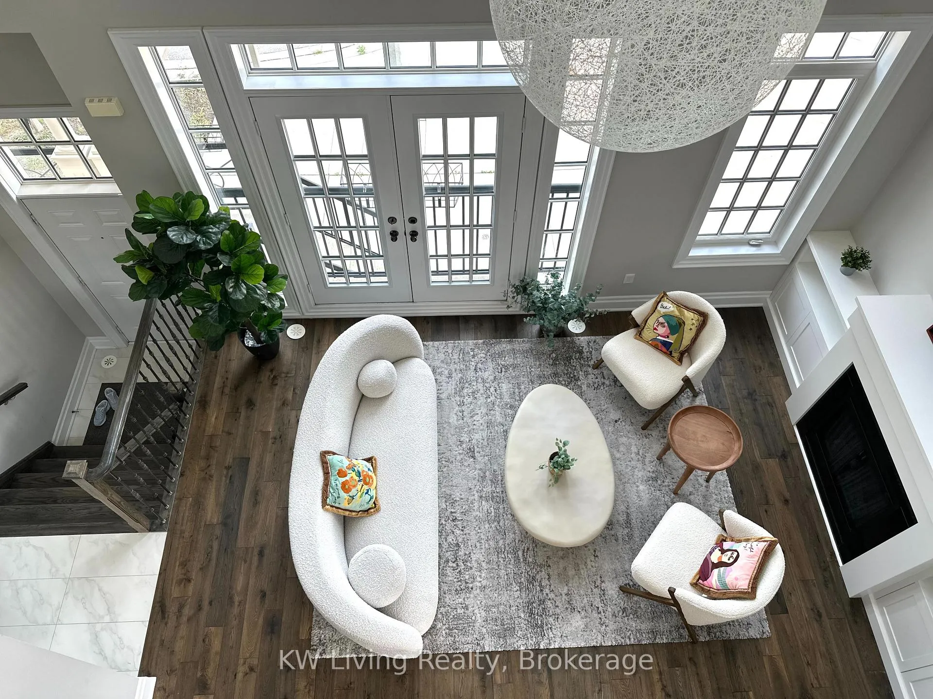 Photo 11 of 83 Rouge Valley Drive W, Markham, Unionville — HOMEH