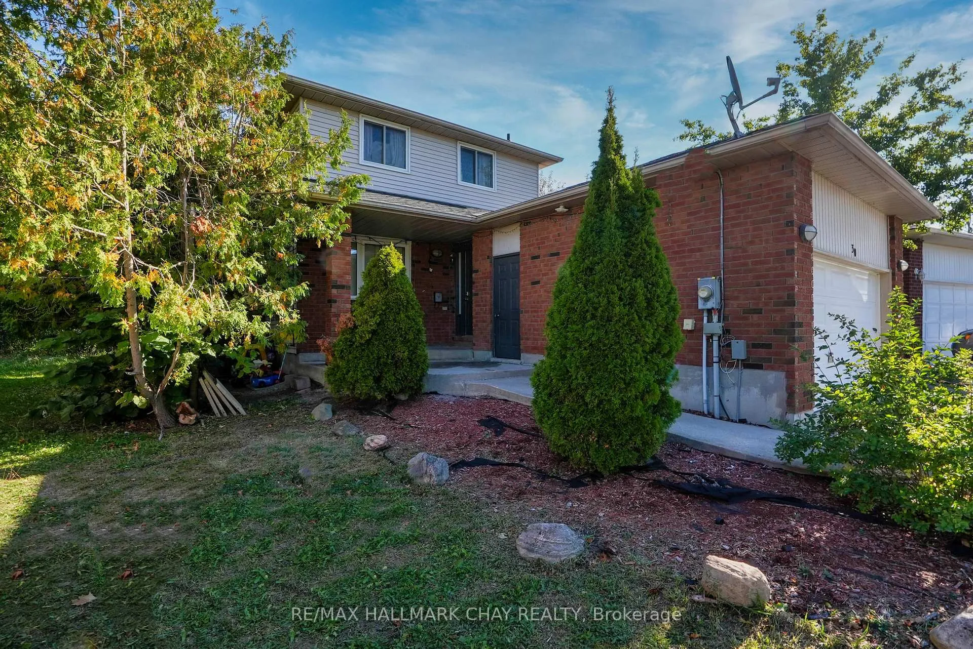 Photo 1 of 30 Rosenfeld Drive, Barrie, Grove East — HOMEH