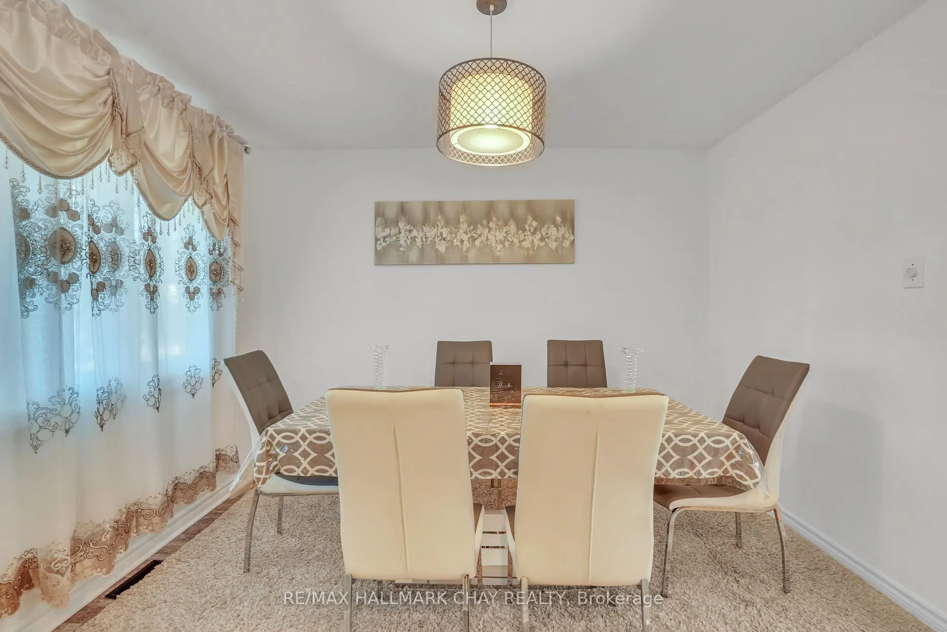 Photo 7 of 30 Rosenfeld Drive, Barrie, Grove East — HOMEH
