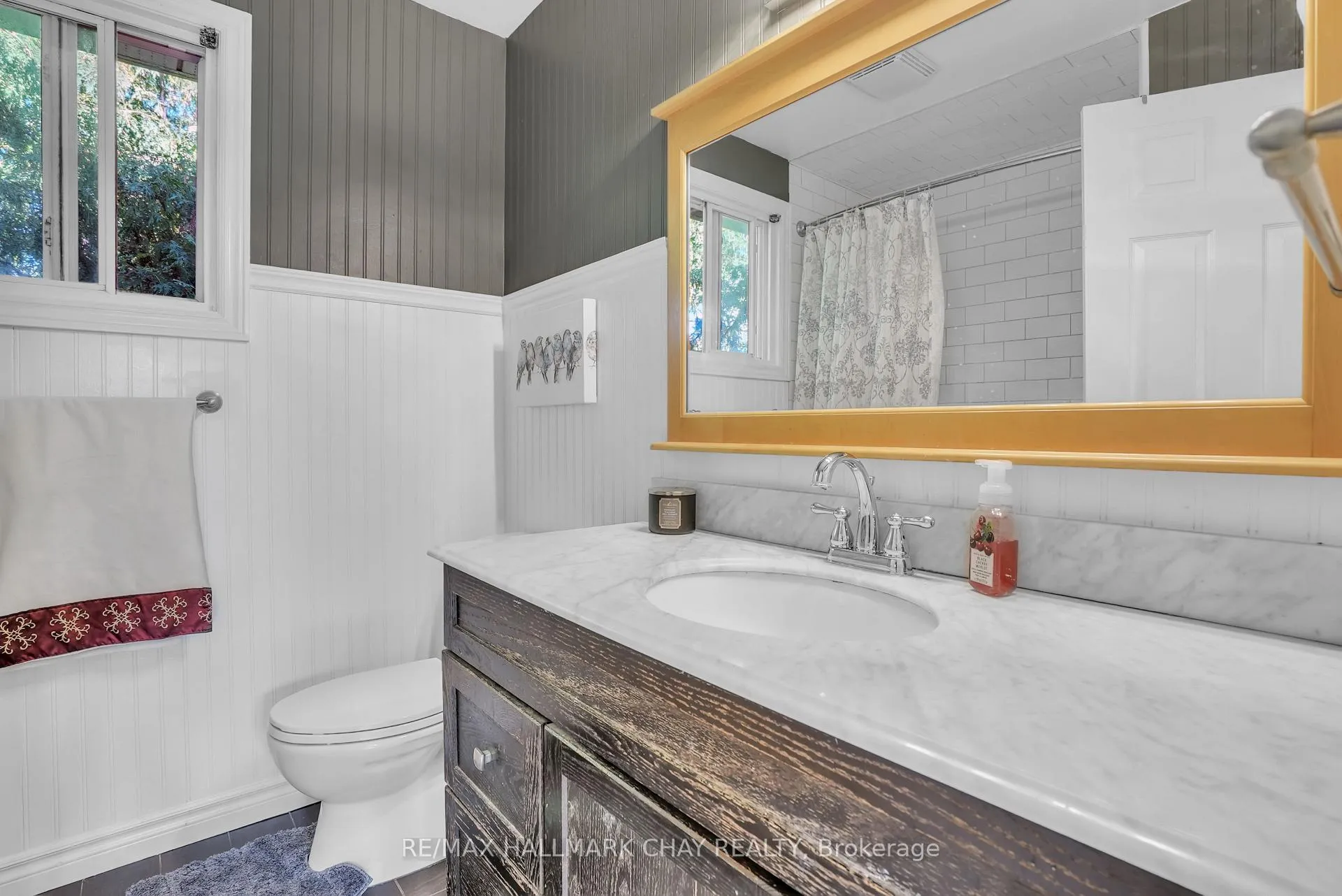 Photo 22 of 30 Rosenfeld Drive, Barrie, Grove East — HOMEH
