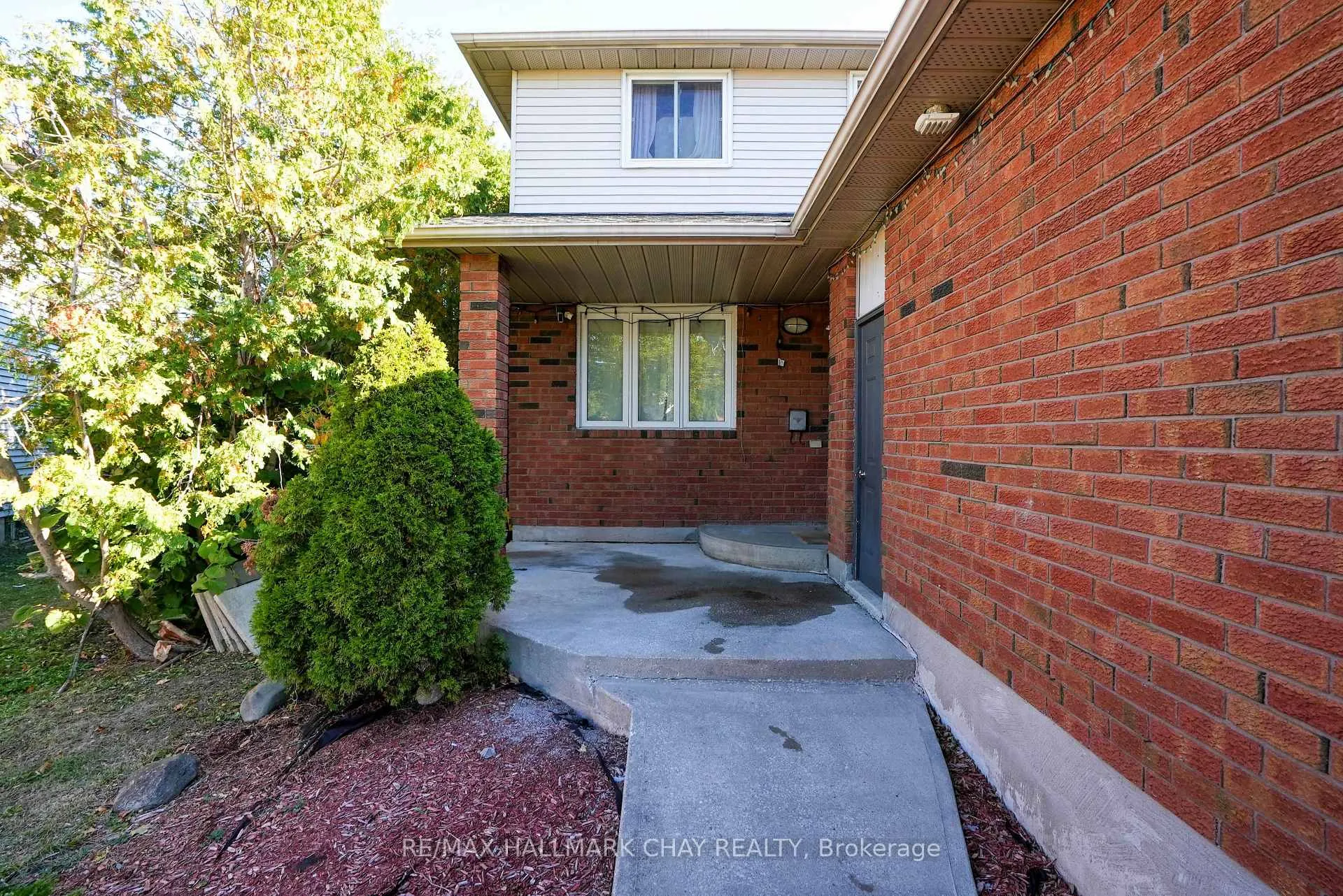 Photo 36 of 30 Rosenfeld Drive, Barrie, Grove East — HOMEH