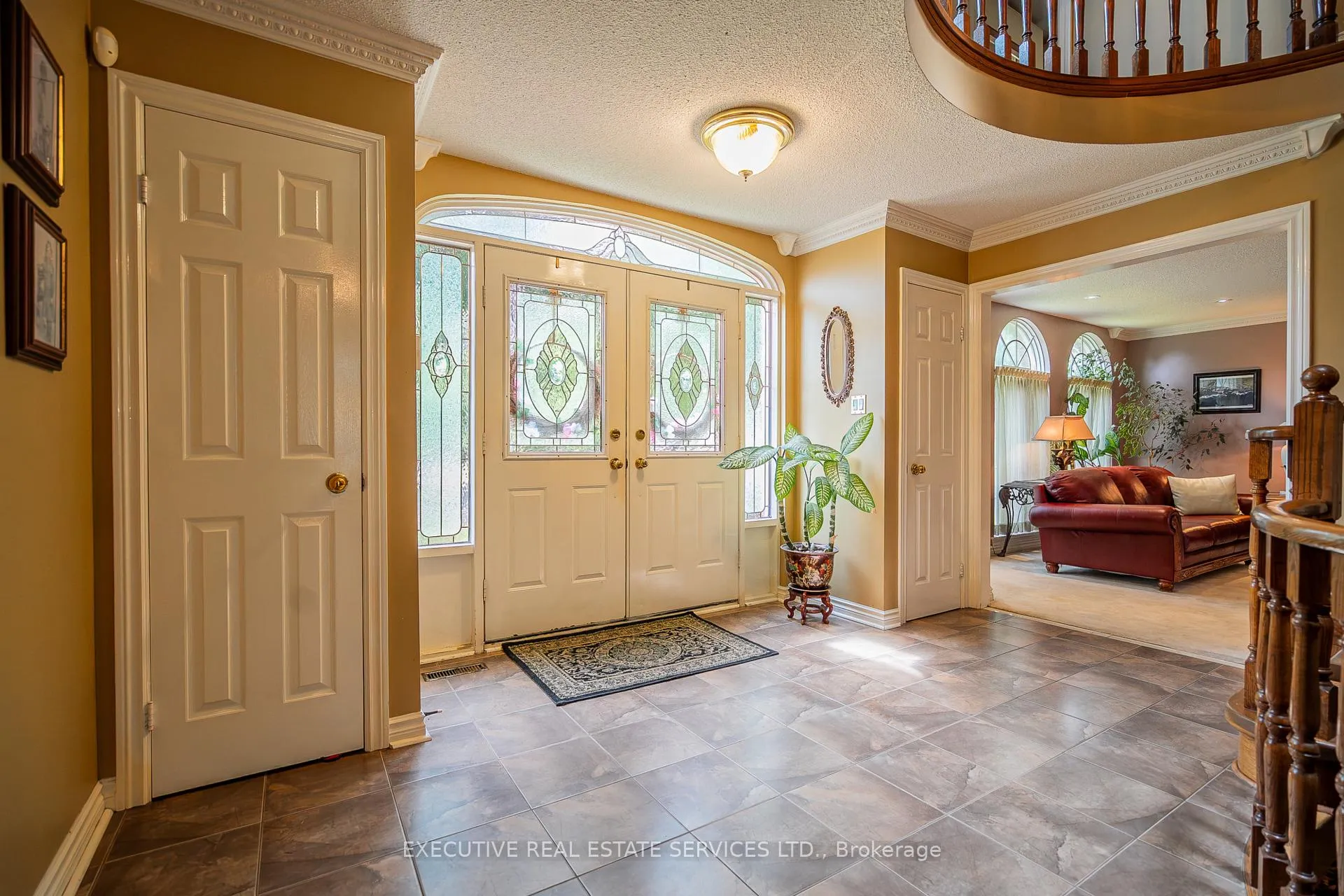 Photo 3 of 503 Conservation Drive, Brampton, Heart Lake East — HOMEH
