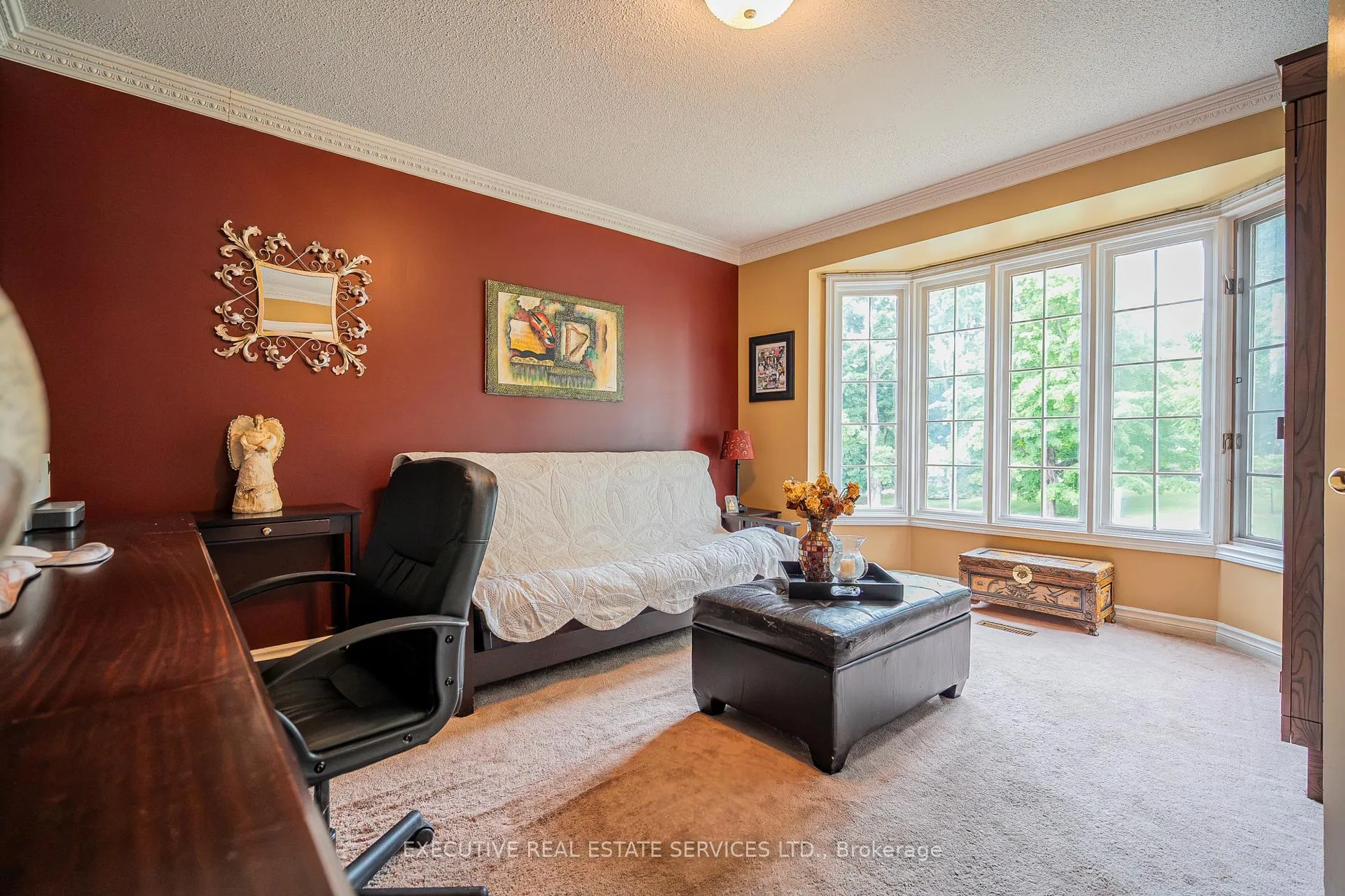Photo 5 of 503 Conservation Drive, Brampton, Heart Lake East — HOMEH