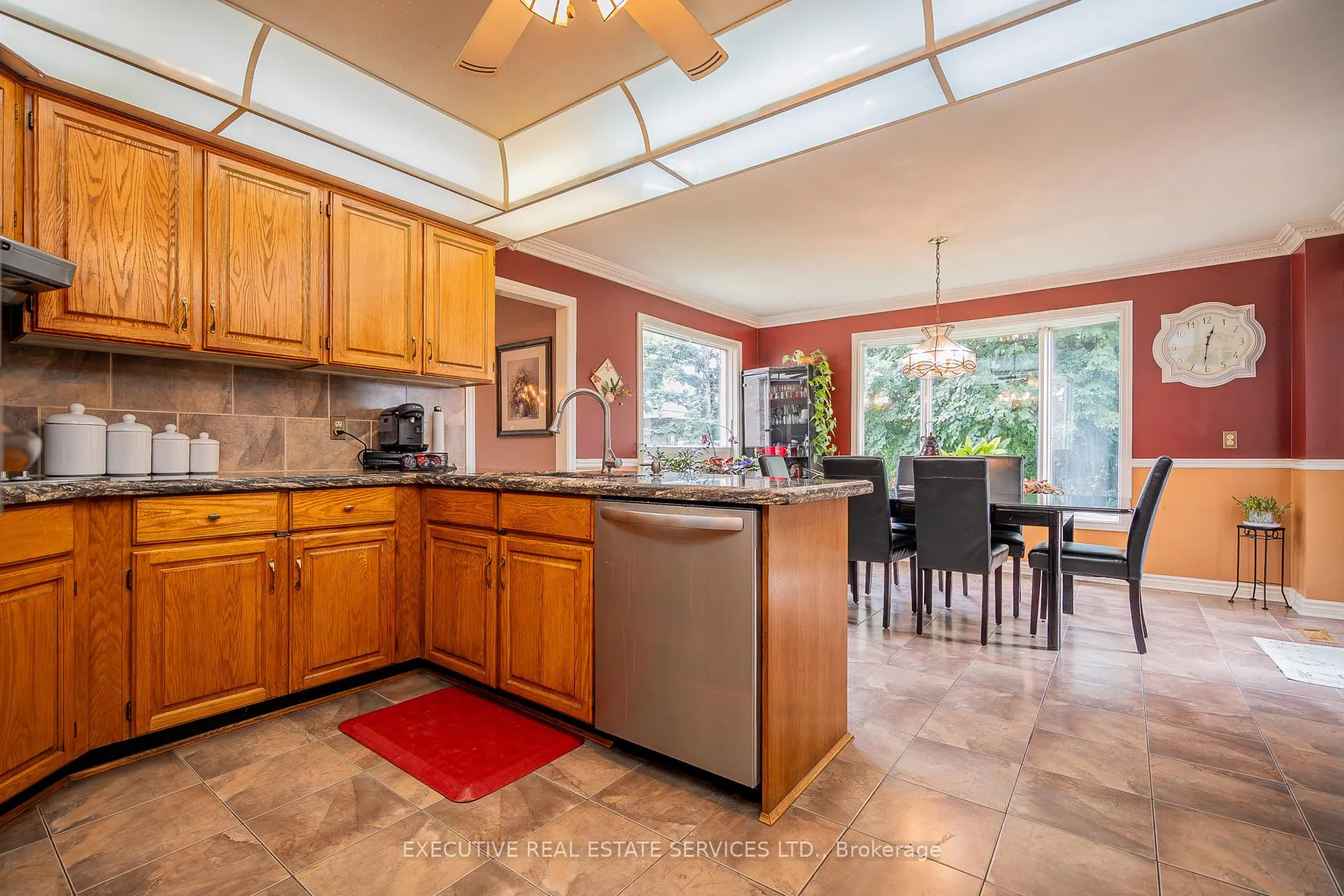 Photo 9 of 503 Conservation Drive, Brampton, Heart Lake East — HOMEH
