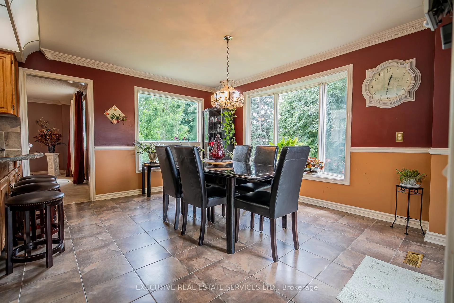 Photo 10 of 503 Conservation Drive, Brampton, Heart Lake East — HOMEH