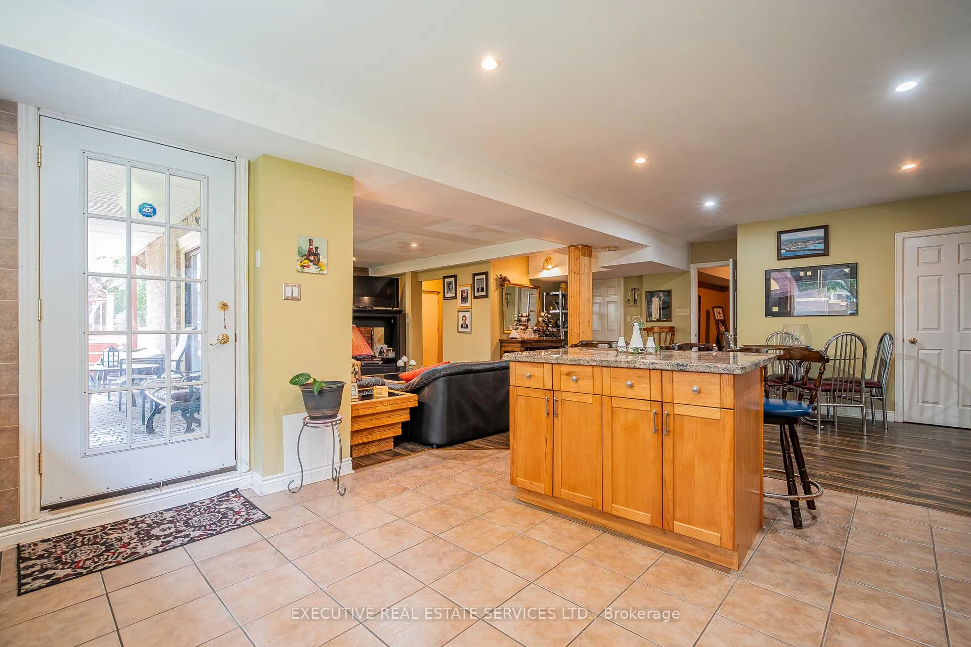Photo 32 of 503 Conservation Drive, Brampton, Heart Lake East — HOMEH